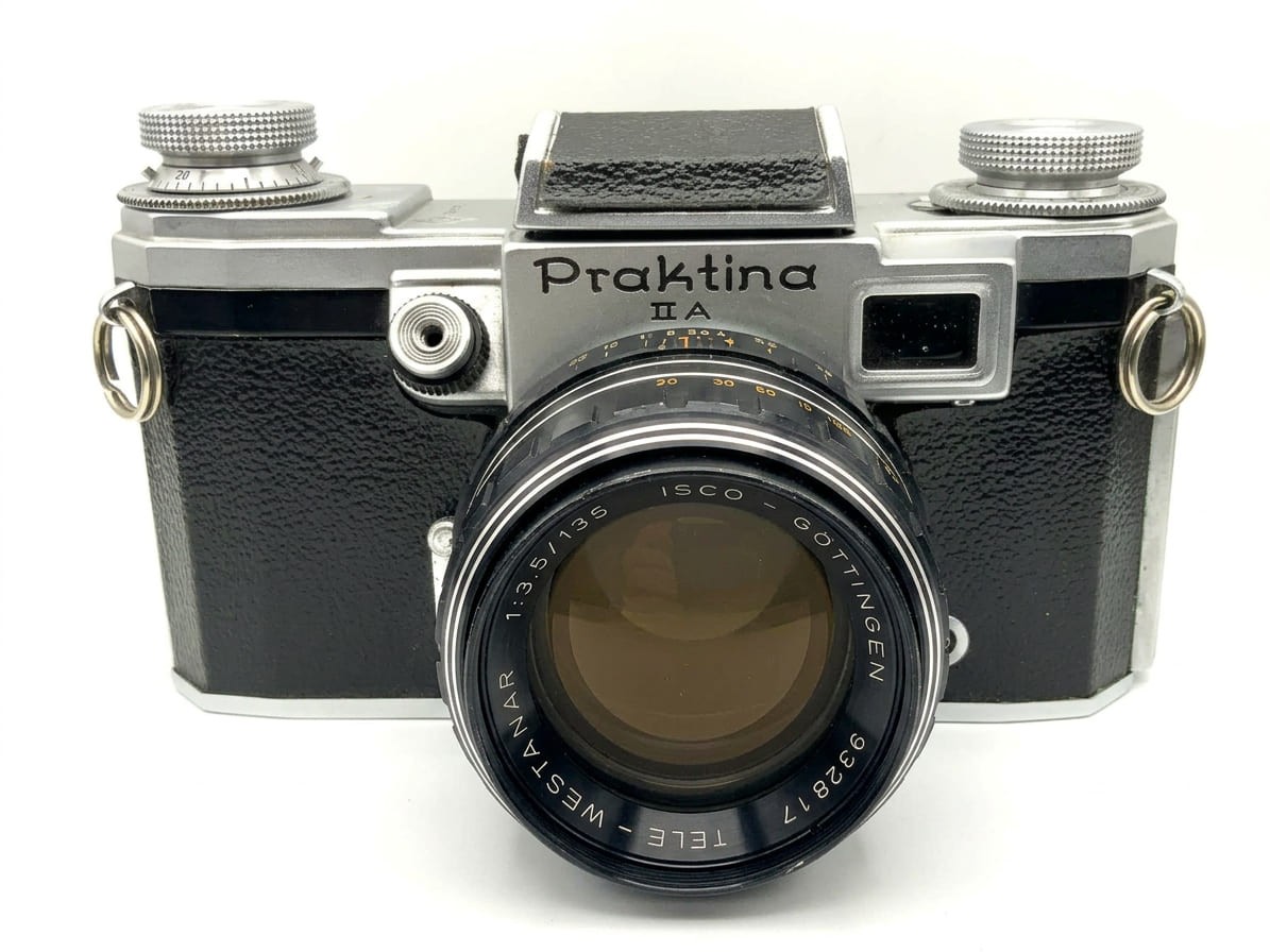 EasyBuy GbR Praktina IIa 35mm Spiegelreflex 2A Kit Set w/ 135mm f/3.5