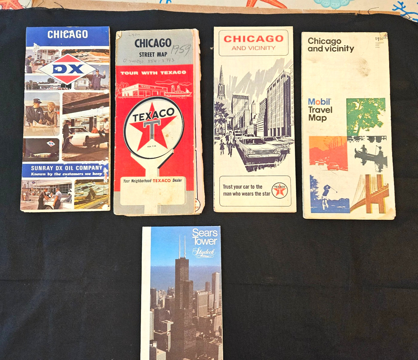 Lot of vintage Chicago, Ill city maps-mid 1960's-plus Sears Tower brochure