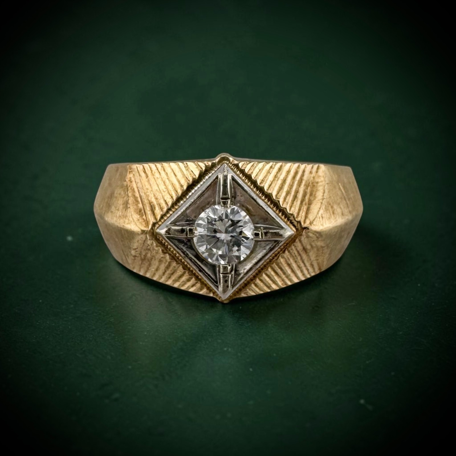 Vintage 1940s-50s Retro 10K Yellow Gold 0.33ct Diamond Ring Sz 9 5.3g 10.95mm