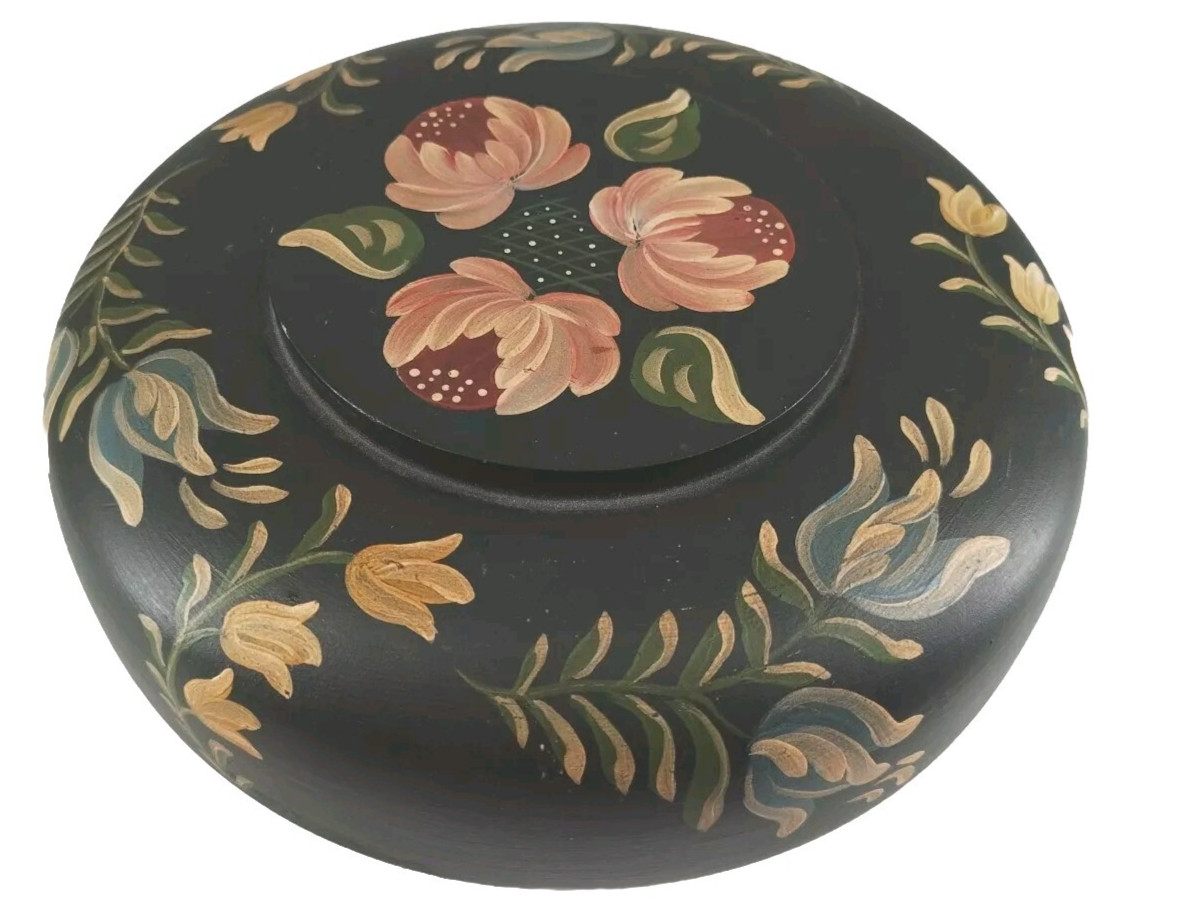 Vintage Hand painted Floral Brooch Jewelry Trinket Round Wooden Box Handmade 7