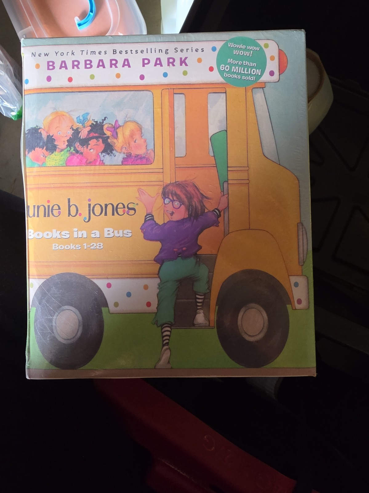 Junie B. Jones Books in a Bus 28-Book Boxed Set : The Complete Collection: Books