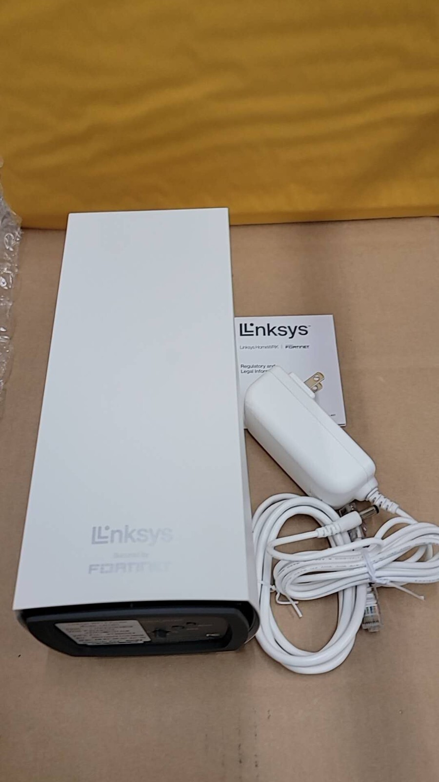 Linksys HomeWRK LN1301  Tri-band Wi-Fi 6 4.2Gbps MX4300   - White with ac/cat 5
