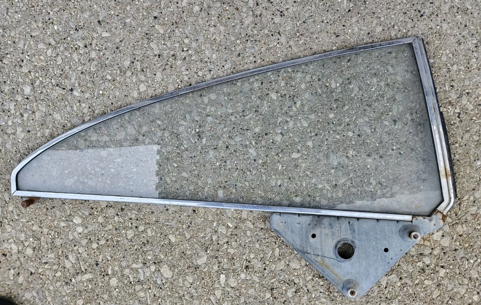1965 1966 AMC MARLIN REAR QUARTER GLASS RIGHT PASSENGER SIDE GLASS WINDOW OEM 