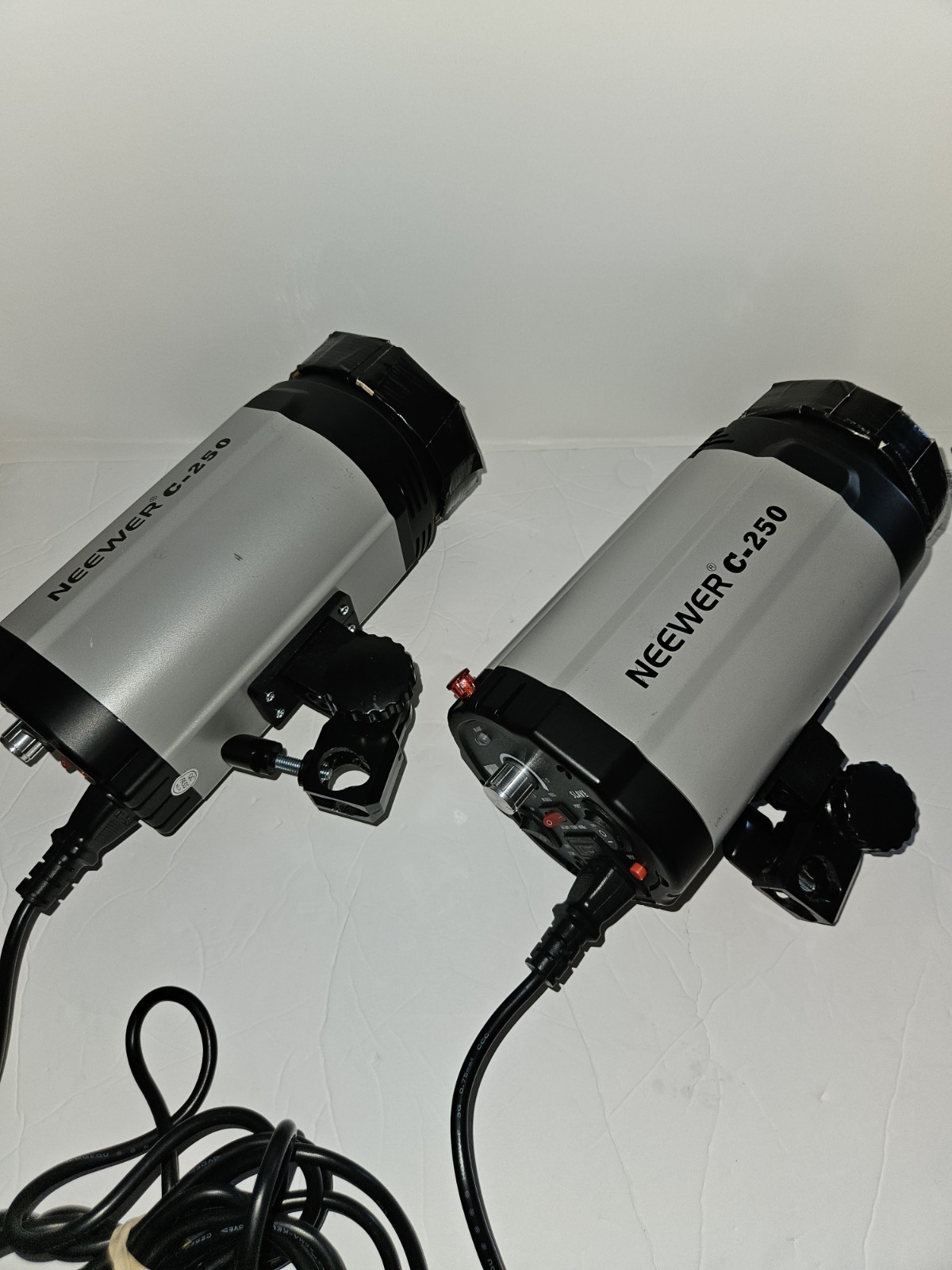 Neewer C-250 Neewer C-250