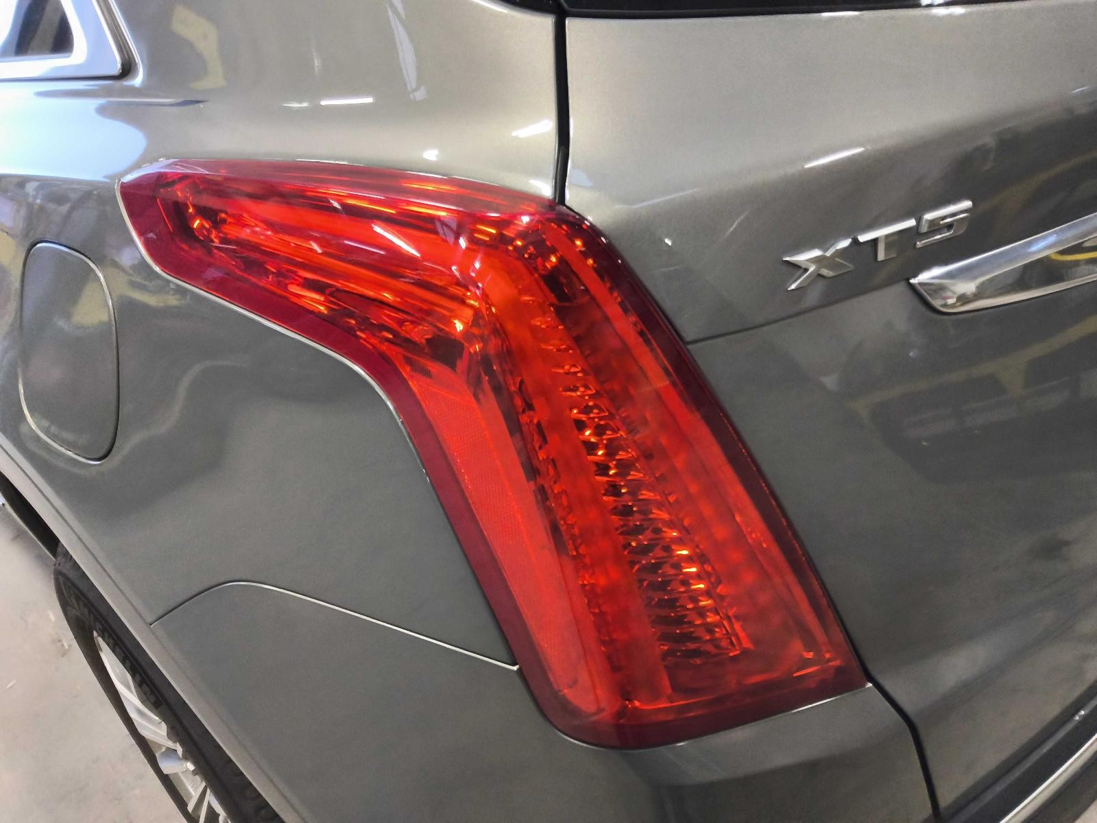 Used Left Tail Light Assembly fits: 2017 Cadillac Xt5 Left Grade A
