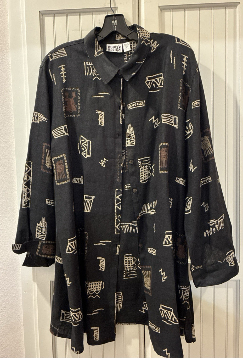 VTG Chicos Design Women Size 3 BOHO/TRIBAL Button Front Shirt Tunic Black