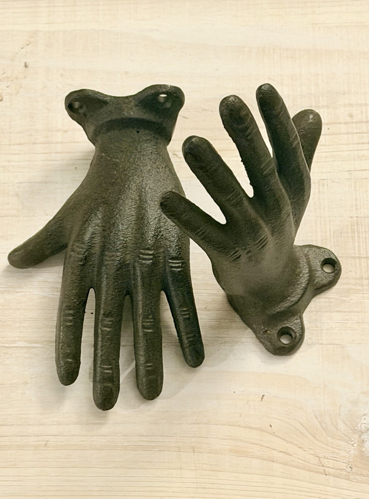 2 Cast Iron Hands Bookends Metal Rustic Shelf Table Decor Hand Decor Farmhouse 2 Cast Iron Hands Bookends Metal Rustic Shelf Table Decor Hand Decor Farmhouse
