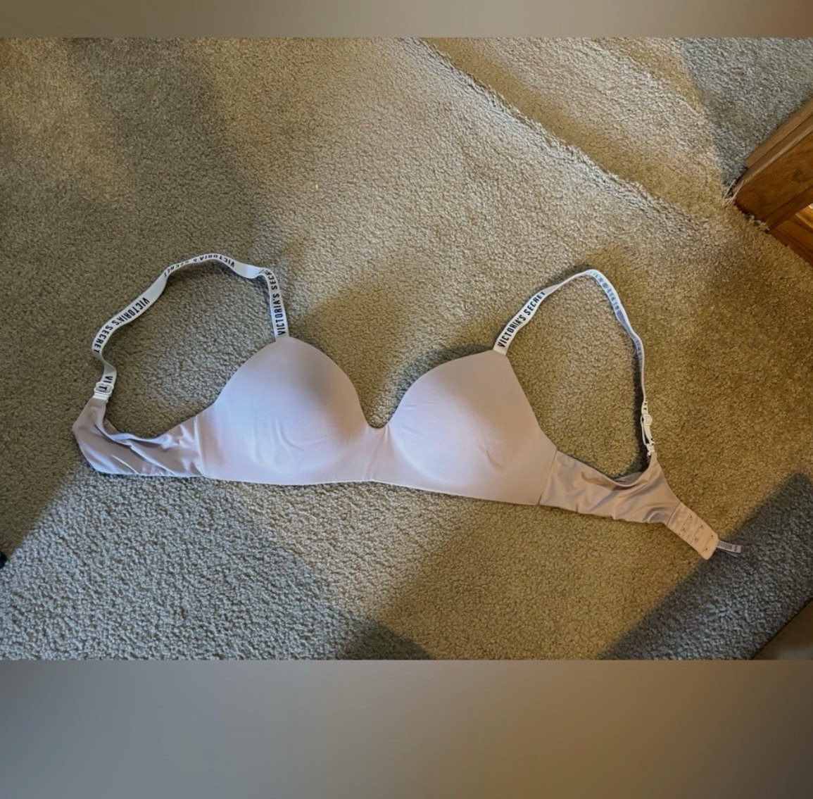 Victoria\'s Secret T-Shirt Bra Underwire Lined Contour Logo Strap Pink 36C