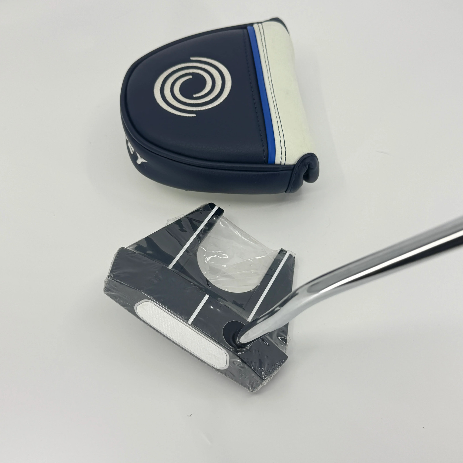 Odyssey Ai-ONE Cruiser 7 Putter RH Mallet 37 1/4\ Odyssey Ai-ONE Cruiser 7 Putter RH Mallet 37 1/4\