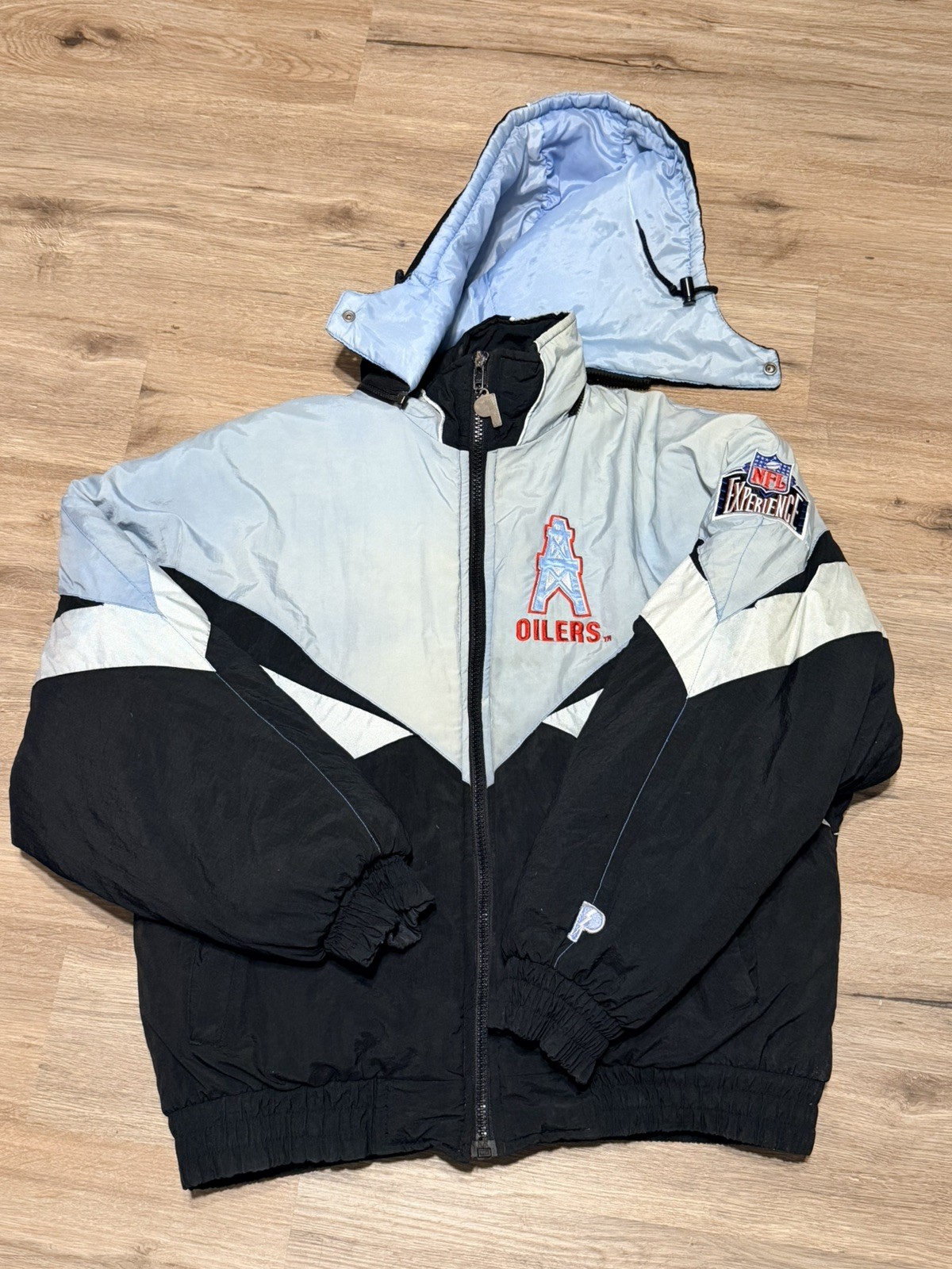 VTG Houston Oilers 90s PRO PLAYER Puffer Jacket - SIZE L Blue White NFL Vintage