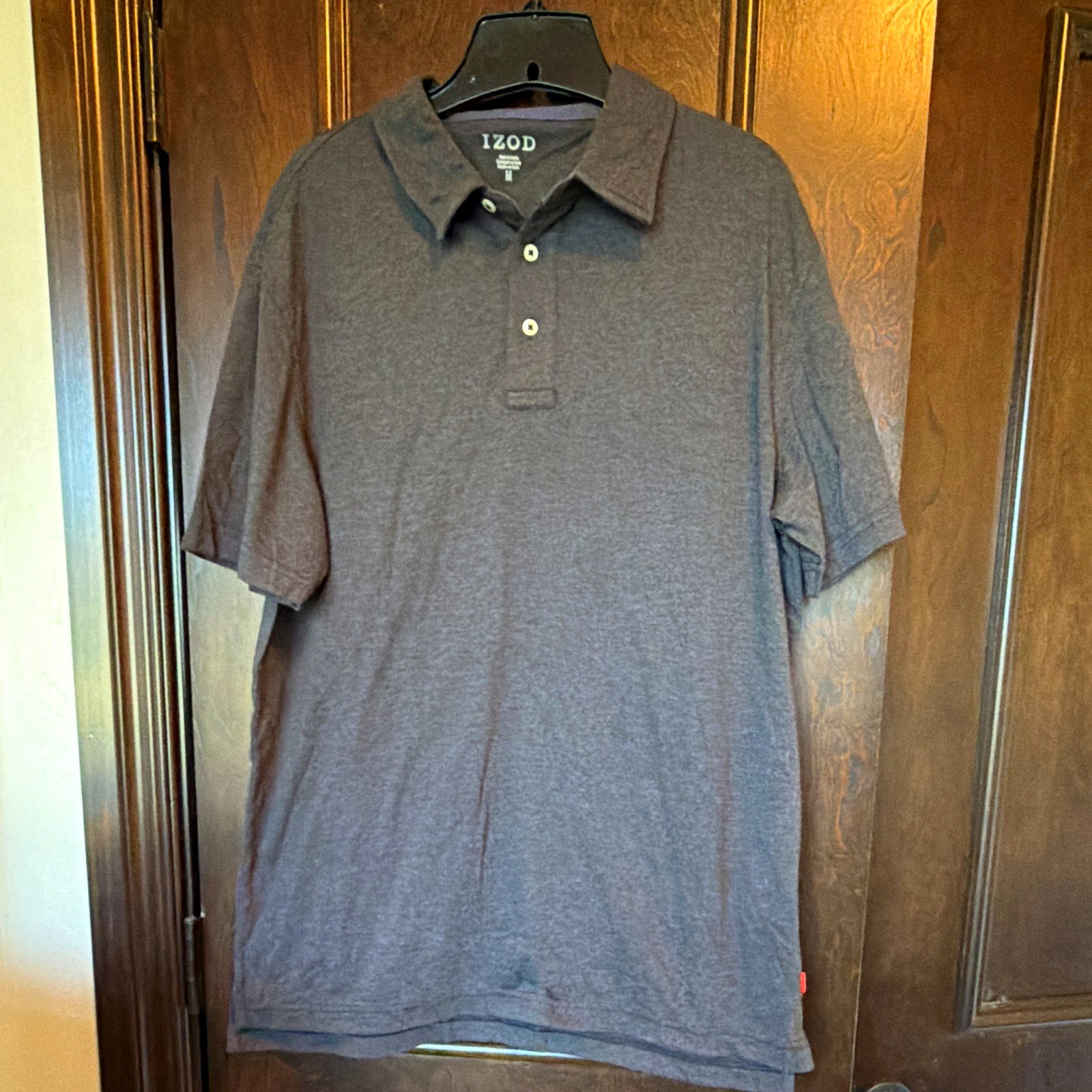 NWT IZOD Men\'s Solid Gray Polo Shirt Logo Button Collared Short Sleeve M
