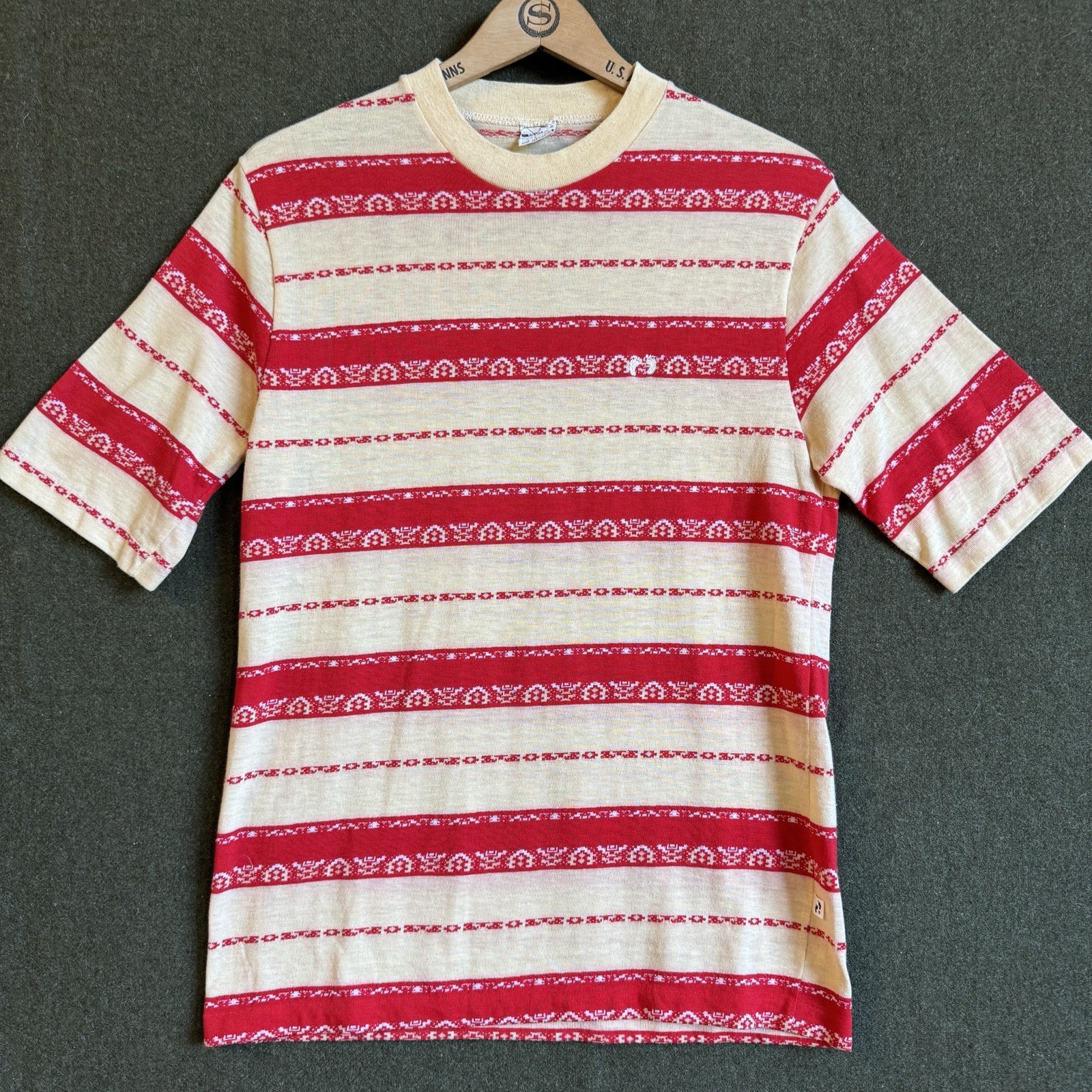 Vintage 70s 80s Hang Ten Striped Patten Surf Shirt Measurs 19 x 27