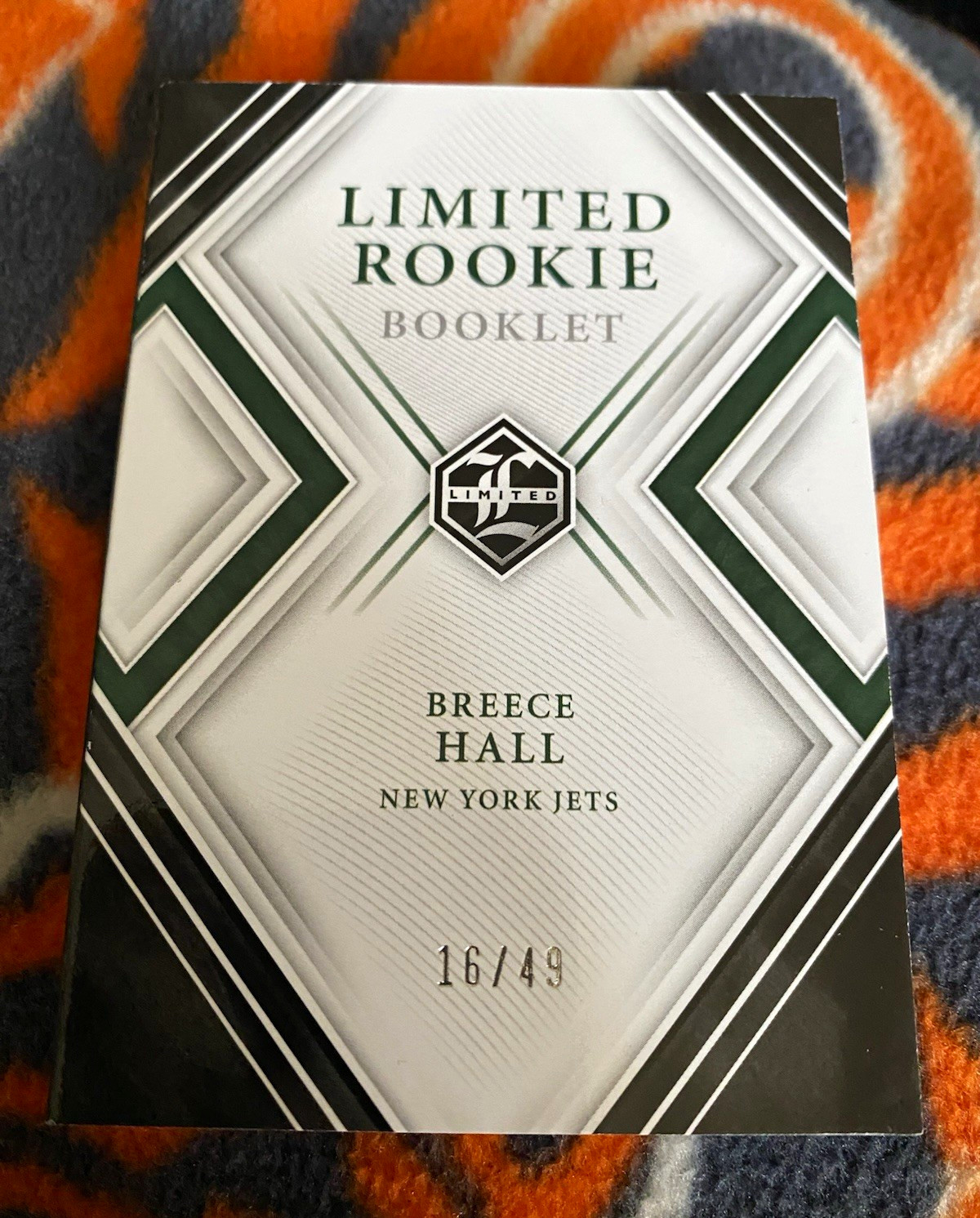 2022 Panini Limited Breece Hall RC Rookie Booklet Auto Patch /49 #LRB-BH Jets