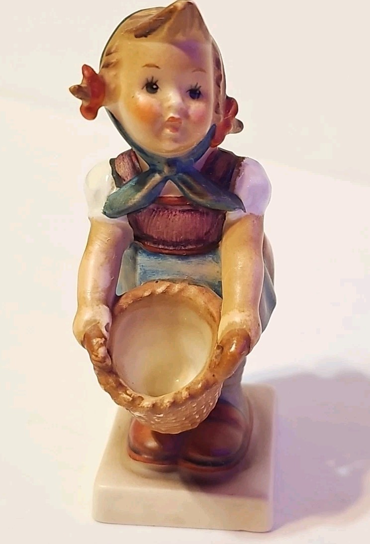 Hummel Little Helper Girl Basket Figurine West Germany 51/73 Vintage Goebel 