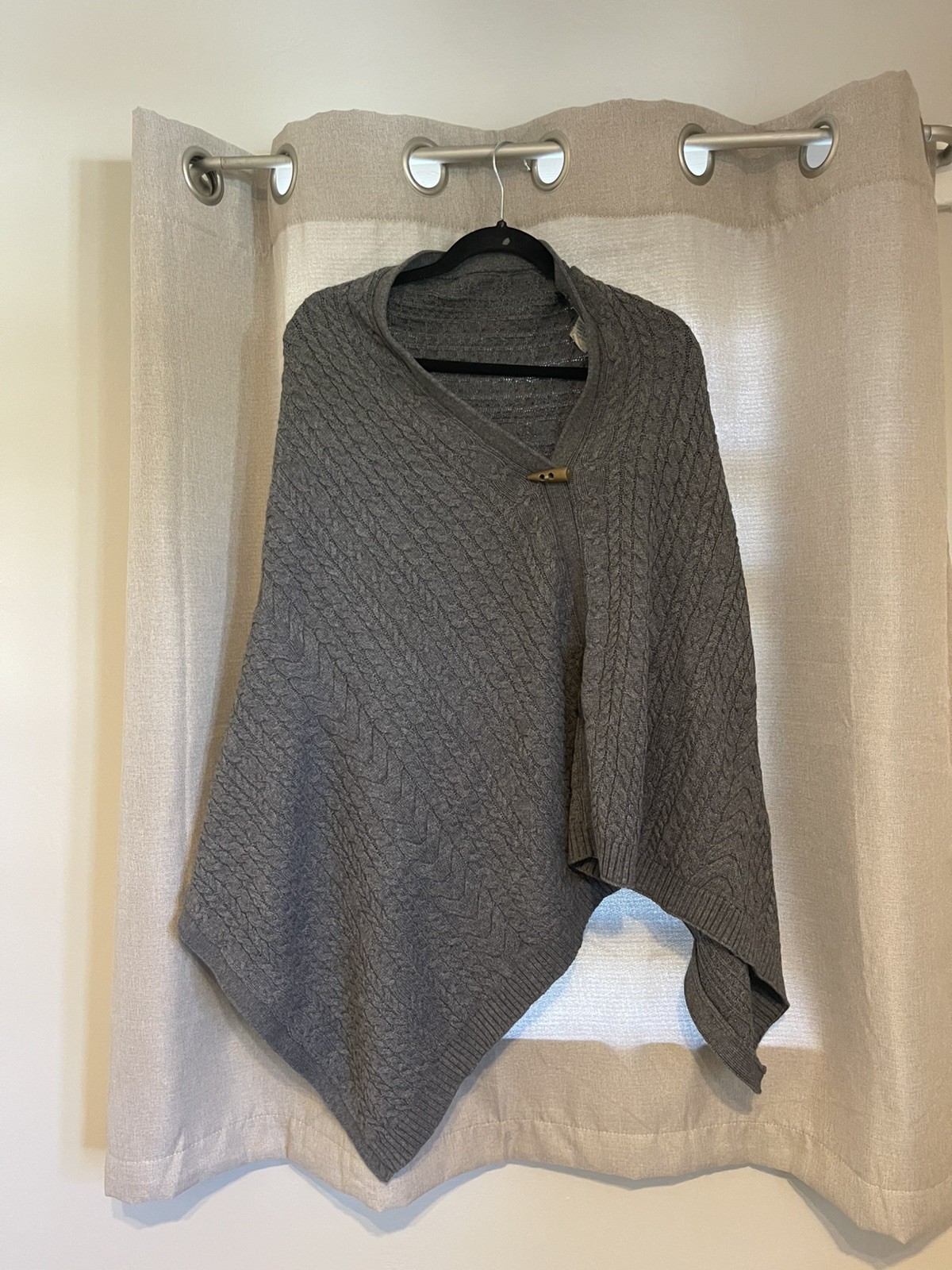 Orvis Gray Cable Knit Poncho Merino Wool Cotton Toggle Button Wrap One Size