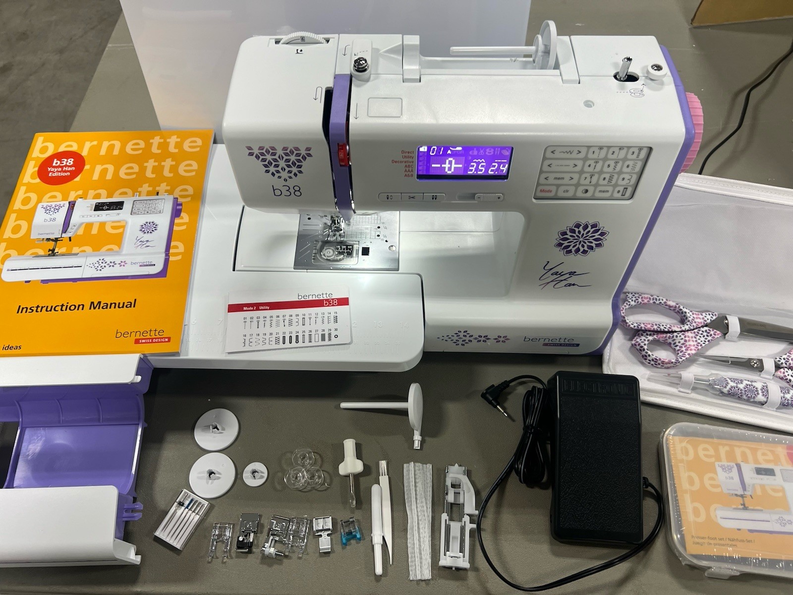 Bernina Bernette B38 Yaya Han Edition Computerized Sewing Machine Bernina Bernette B38 Yaya Han Edition Computerized Sewing Machine