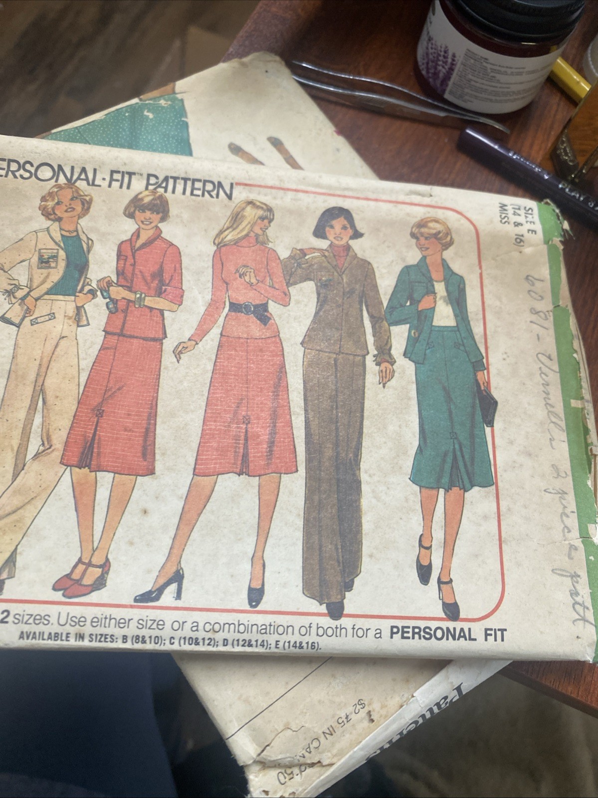 Simplicity 7671factory folded two sizes 14-16  bust 36-38 from 1978