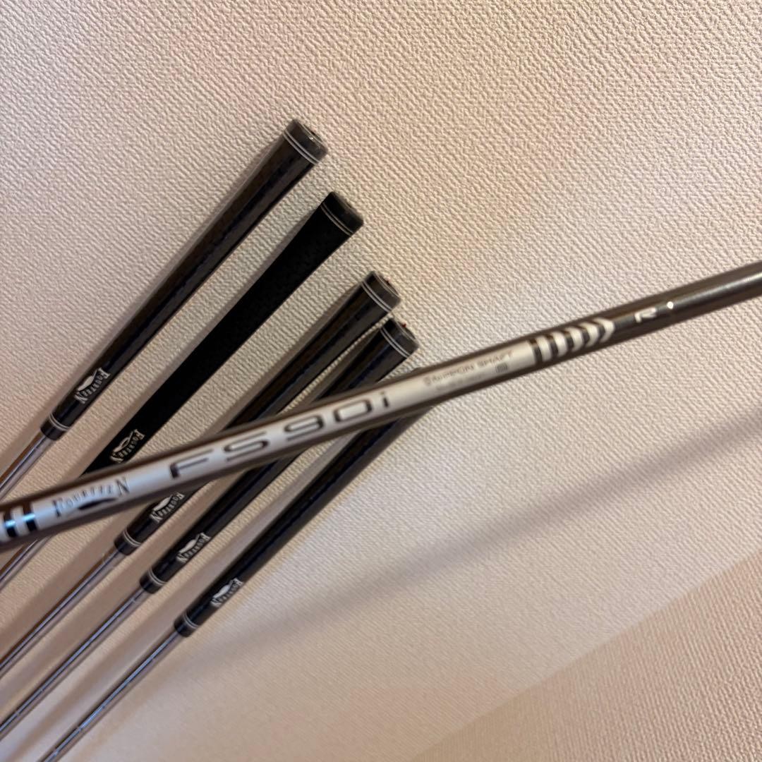 Fourteen TB5 2023 Iron Set 5-PW Black & Silver Unused