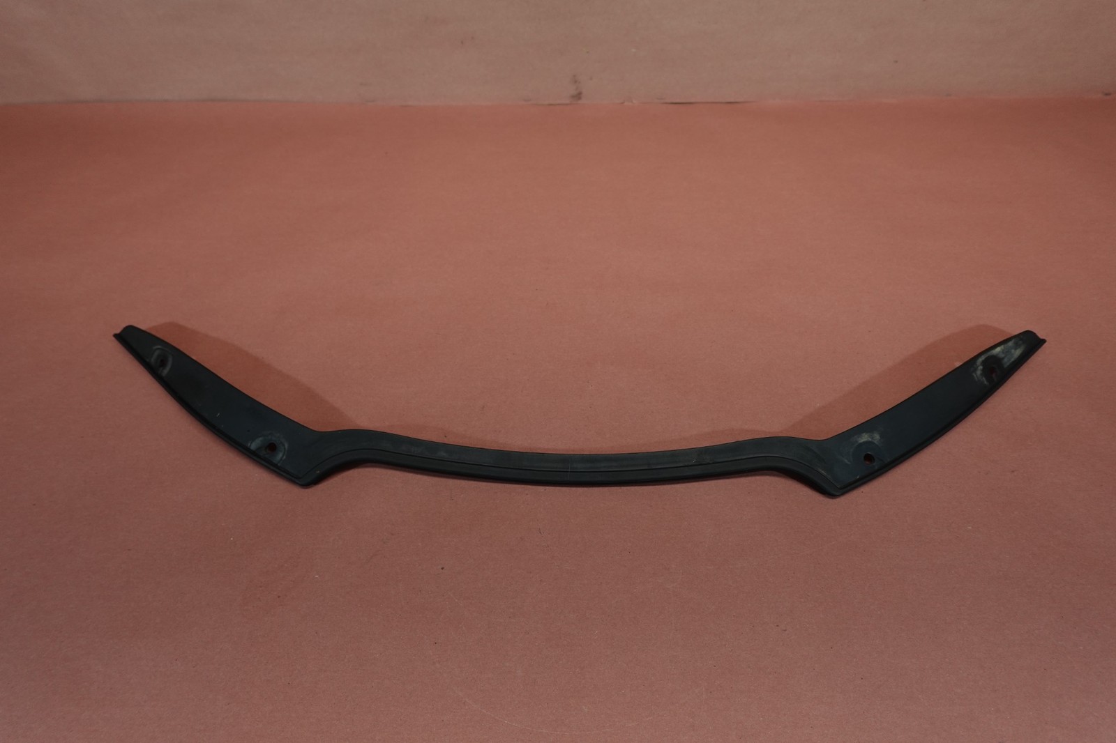 14-23 Harley Road Glide FLTRX Windshield Trim 57400187