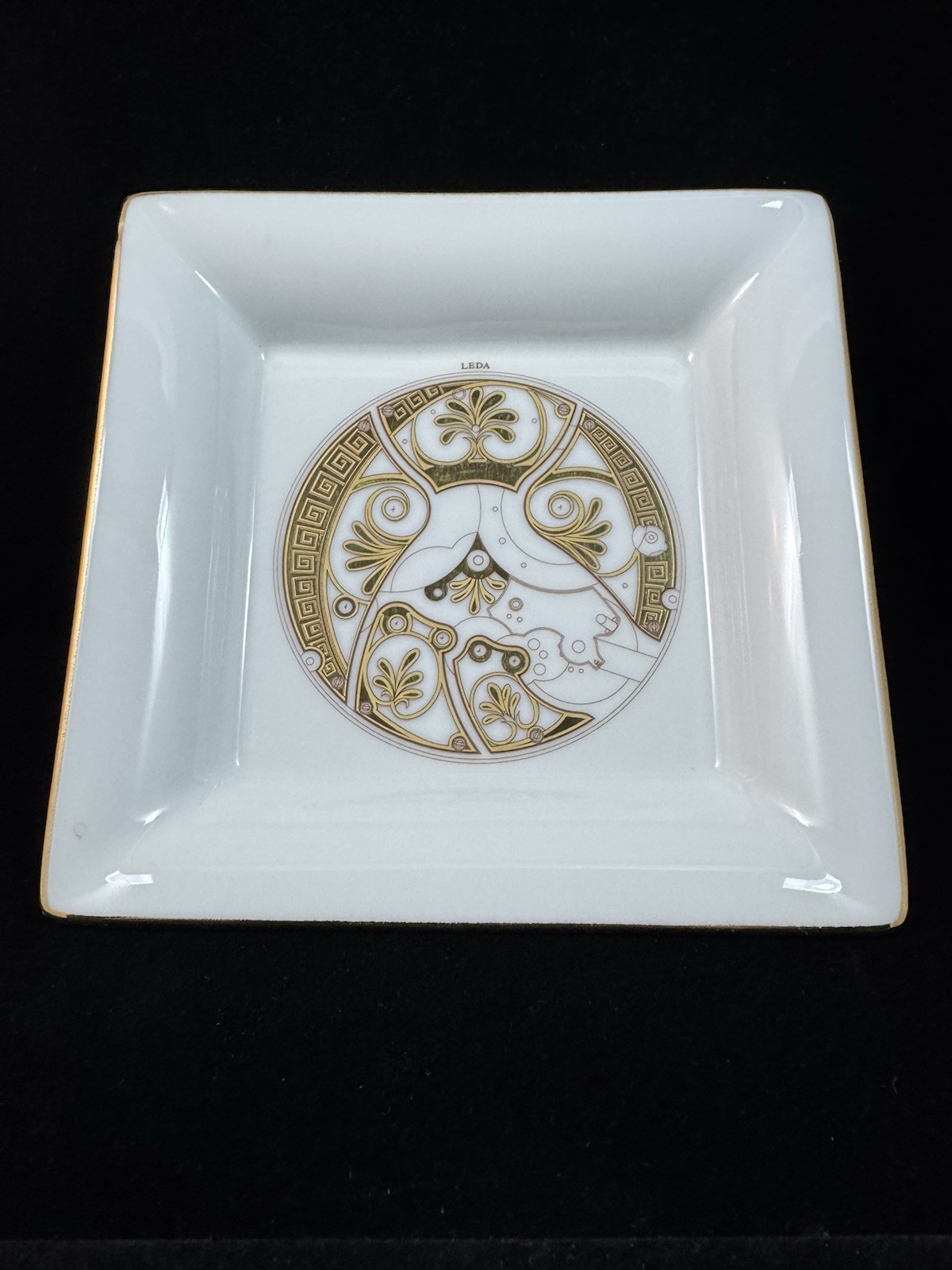 100% OEM Parmigiani Fleurier x Limoges Ceramic Tray Vide Poche Rare VIP Gift 100% OEM Parmigiani Fleurier x Limoges Ceramic Tray Vide Poche Rare VIP Gift