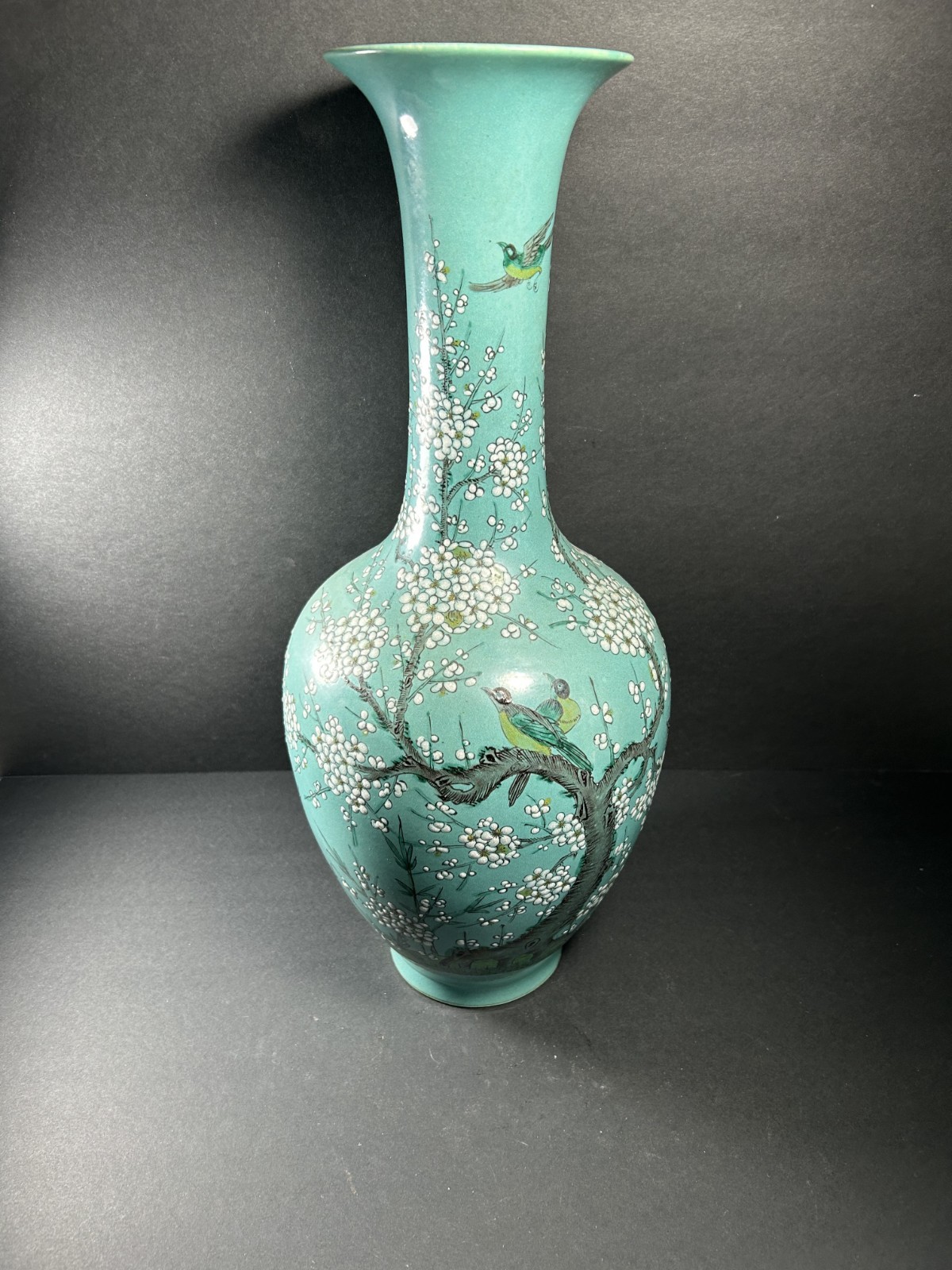 Antique Chinese Porcelain Bird and Blossom Baluster Vase 19\ Antique Chinese Porcelain Bird and Blossom Baluster Vase 19\