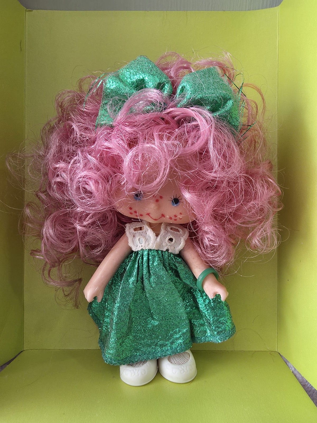 Vintage 1988 Argentina Frutillitas Mi Cumpleanos Strawberry Shortcake Doll RARE Vintage 1988 Argentina Frutillitas Mi Cumpleanos Strawberry Shortcake Doll RARE