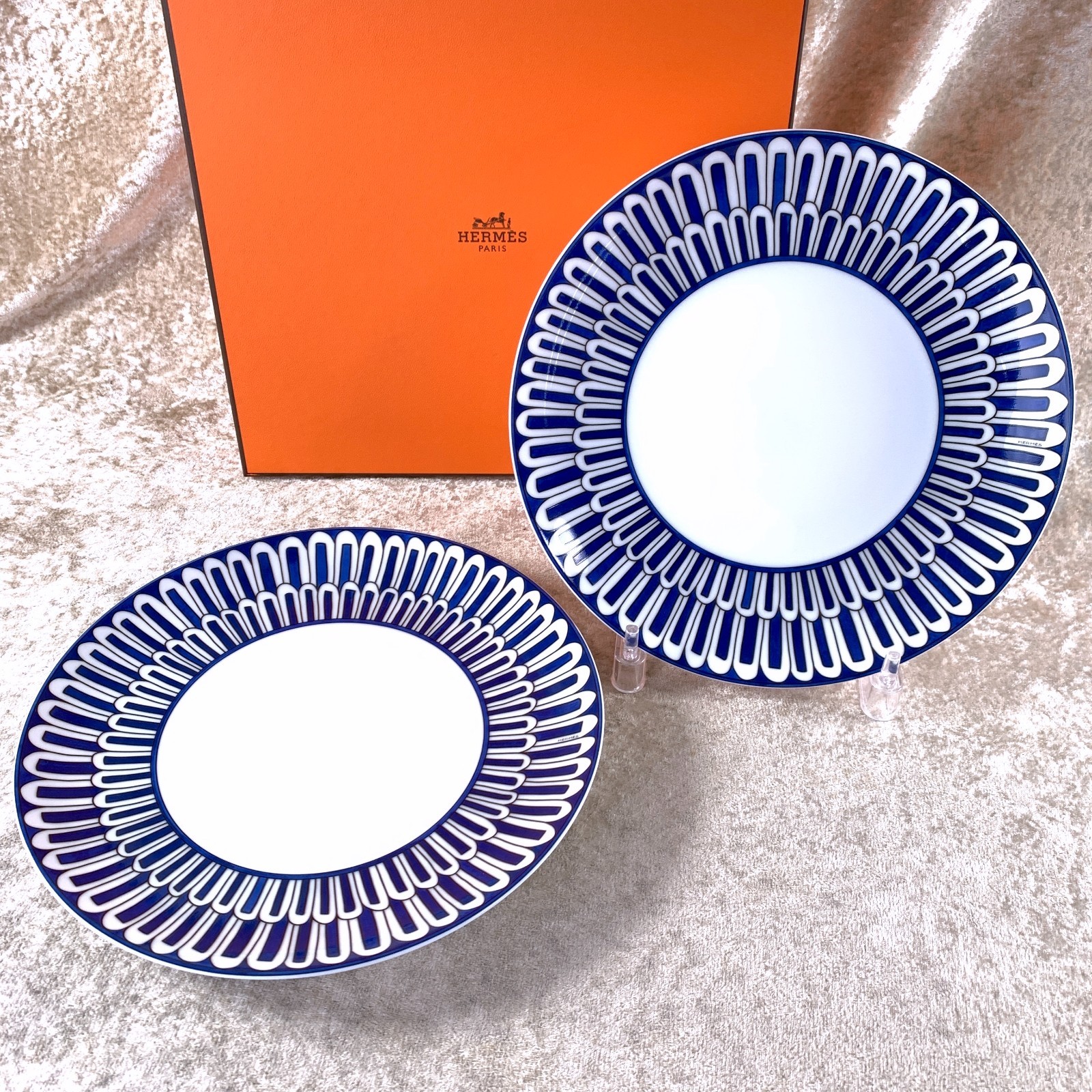 Hermes Paris Dessert Plate Bleus d'Ailleurs Blue Porcelain Set of 2 with Case