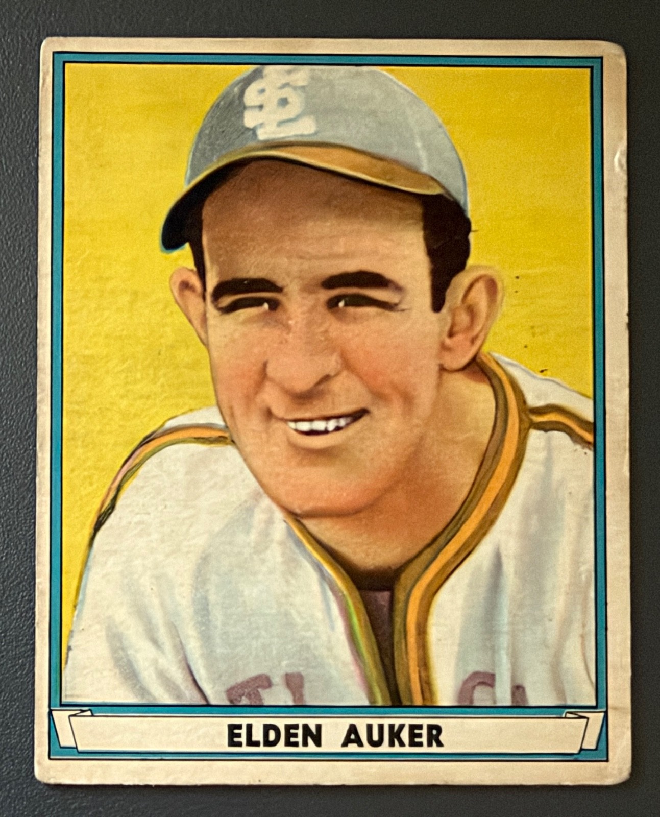 1941 Play Ball Elden Auker #45 St Louis Browns VG-EX, © 1941 on back