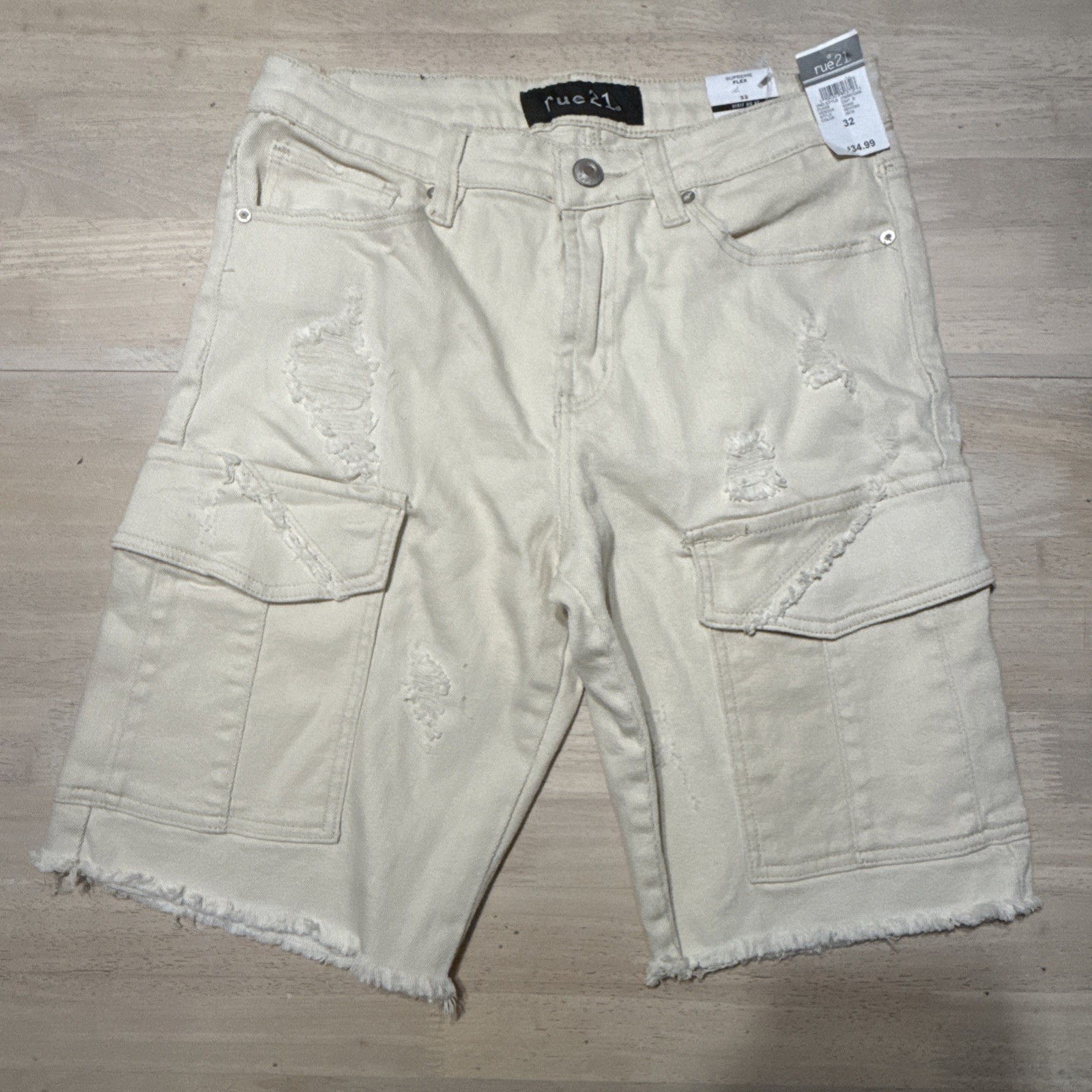 RUE 21 NWT Supreme Flex Beige Jean Distressed Shorts Size 32 NEW RUE 21 NWT Supreme Flex Beige Jean Distressed Shorts Size 32 NEW