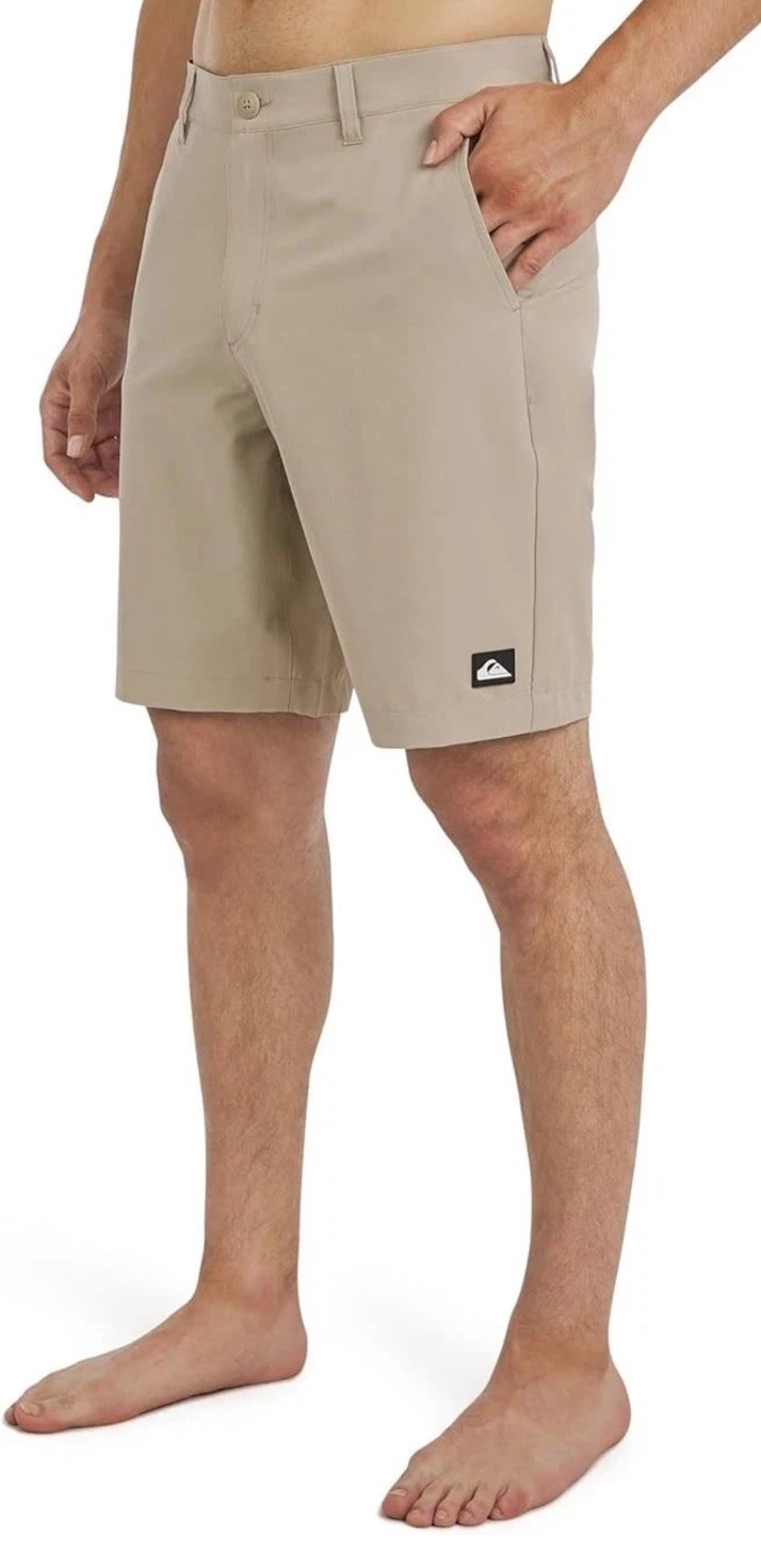 New Quicksilver Men’s Beige Stretch Hybrid Shorts 9\ New Quicksilver Men’s Beige Stretch Hybrid Shorts 9\