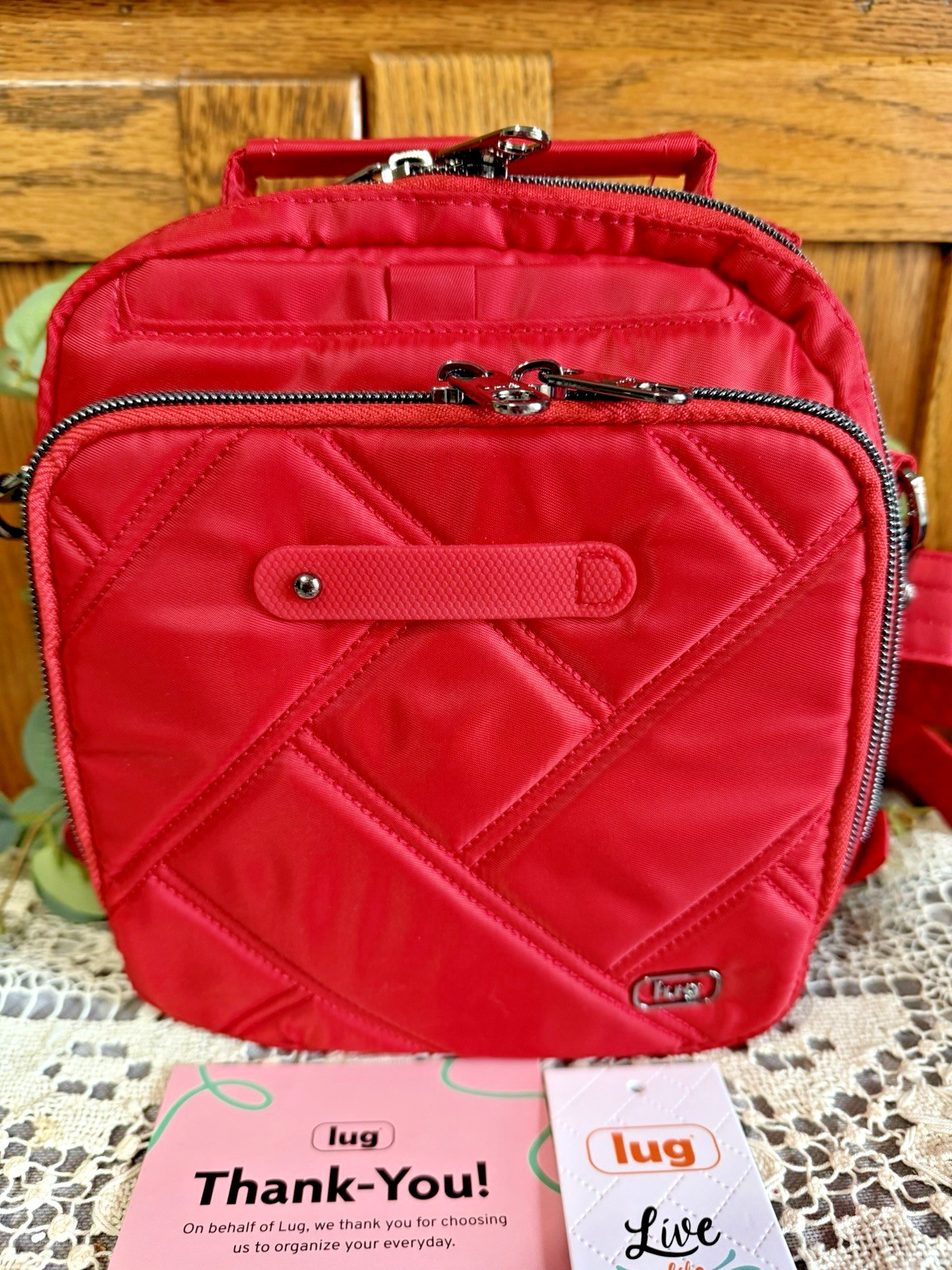Lug Skeeter Small Poppy Red Crossbody Bag Zip Closure Top Handle RFID NEW Lug Skeeter Small Poppy Red Crossbody Bag Zip Closure Top Handle RFID NEW