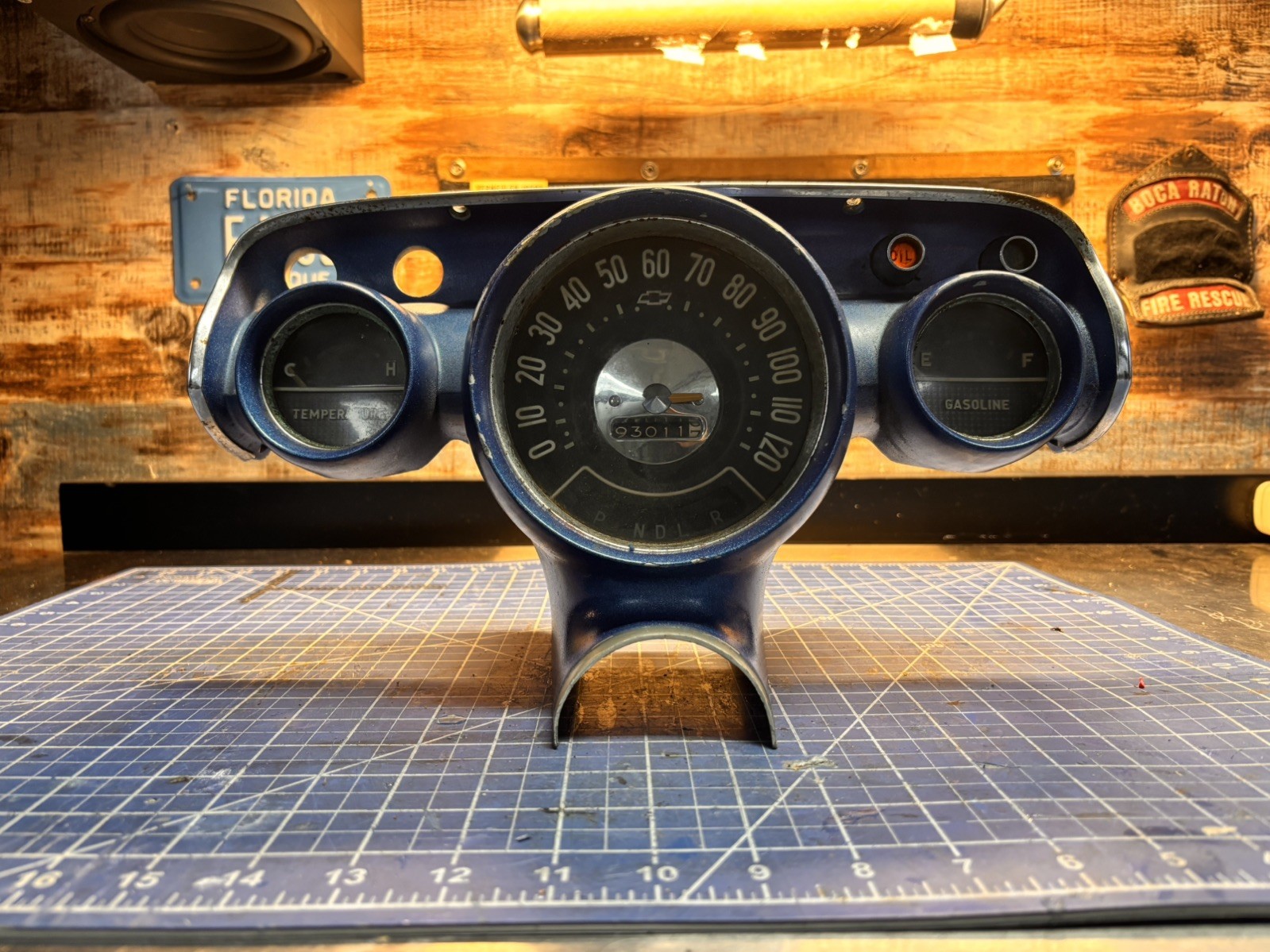 1957 GM Chevrolet Bel Air, 150, 210, Nomad 1584733 Instrument cluster dash bezel