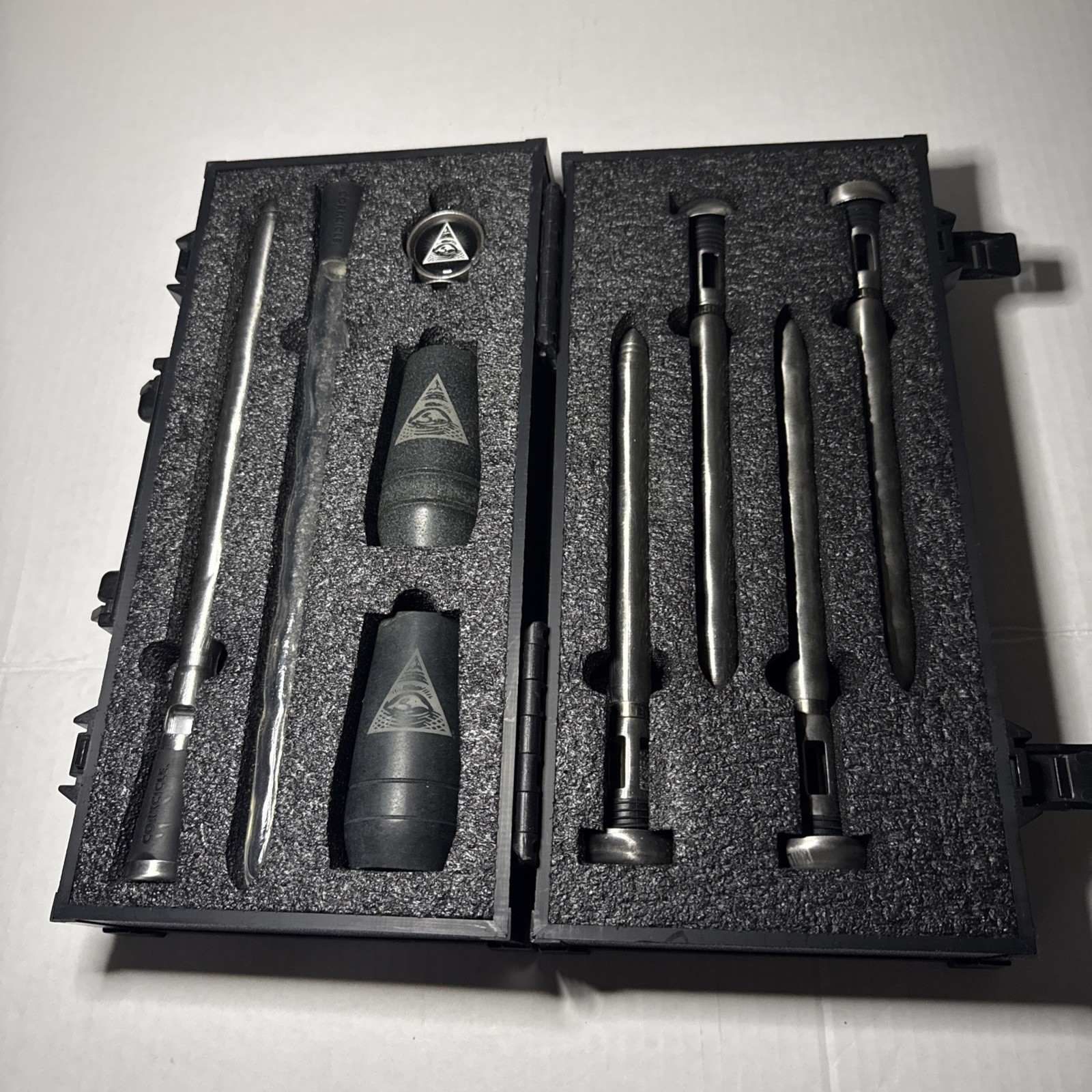 Rare Complete Corkcicle Chilluminati Wine & Beer Chiller Premium Set - Hard Case