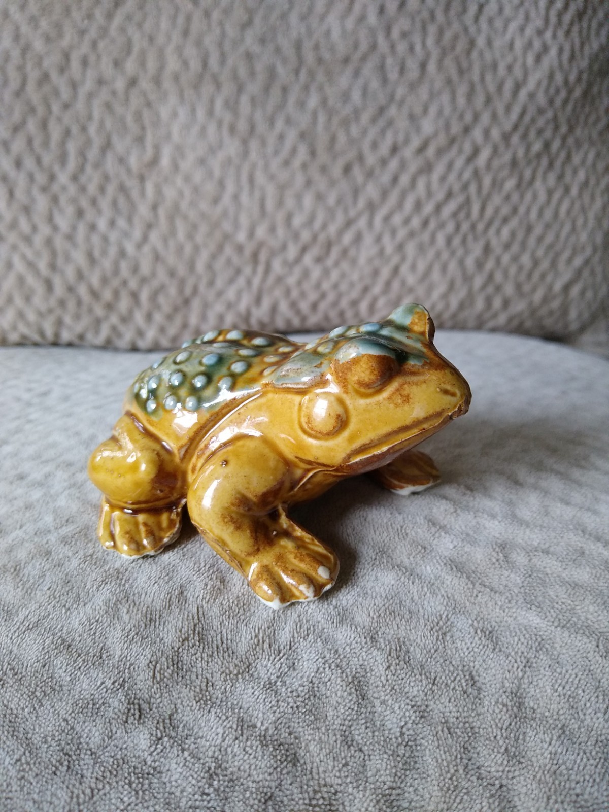Vintage Ceramic Frog Figurine Made in Japan Glazed Realistic Toad Statue Vintage Ceramic Frog Figurine Made in Japan Glazed Realistic Toad Statue