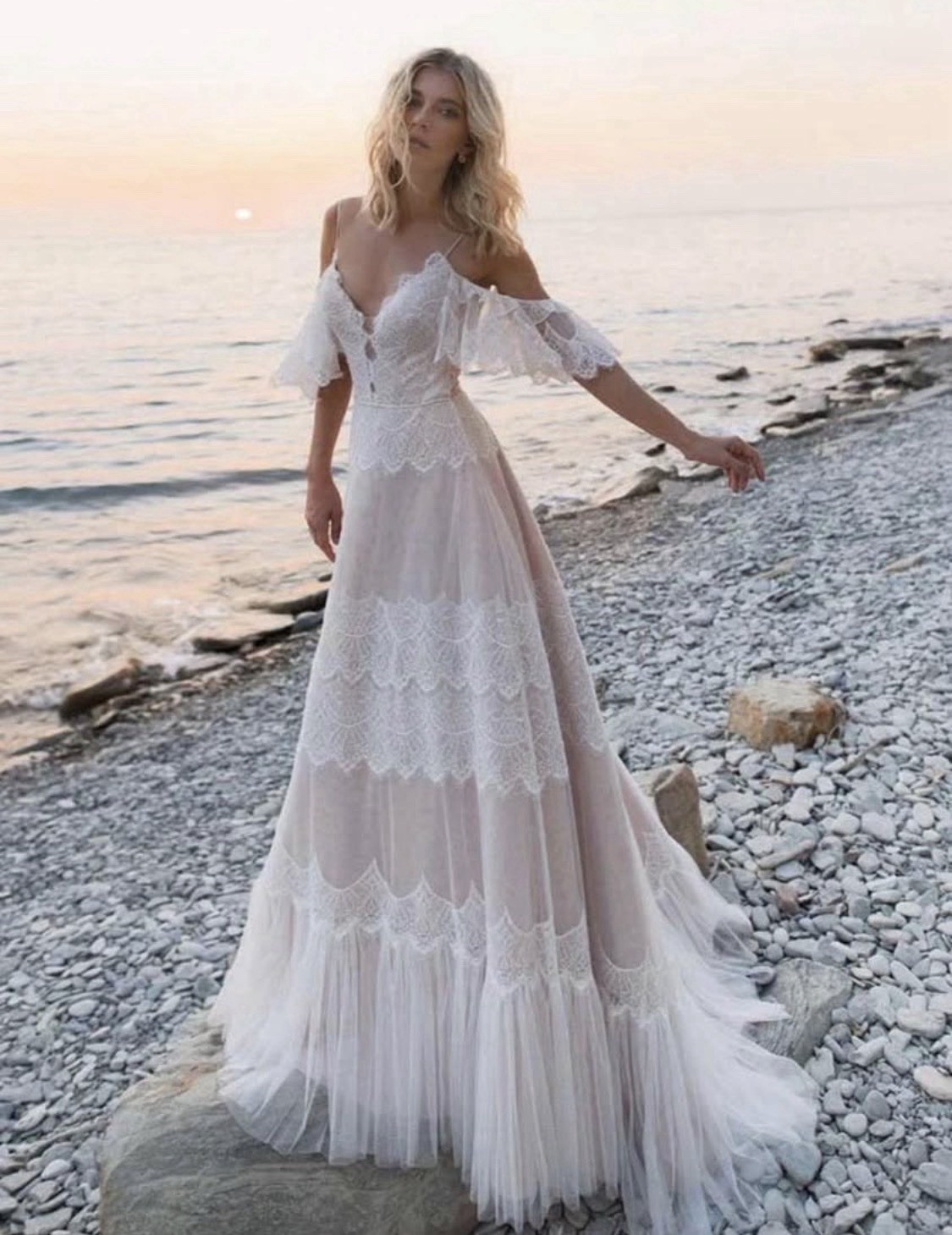 Stunning Boho Beach Wedding Gown | Sorayan Lace Bridal Gown| New with Tags | XXS
