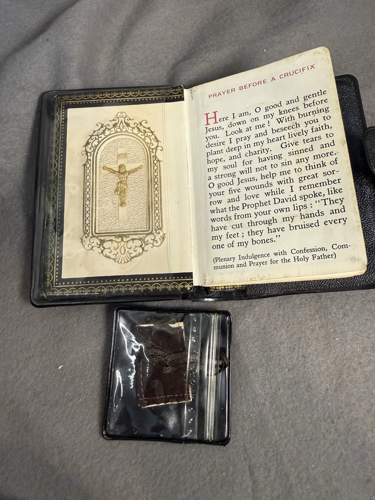 VTG 1964 Blessed Trinity Missal for Children Catholic Communion Scapular Set VTG 1964 Blessed Trinity Missal for Children Catholic Communion Scapular Set