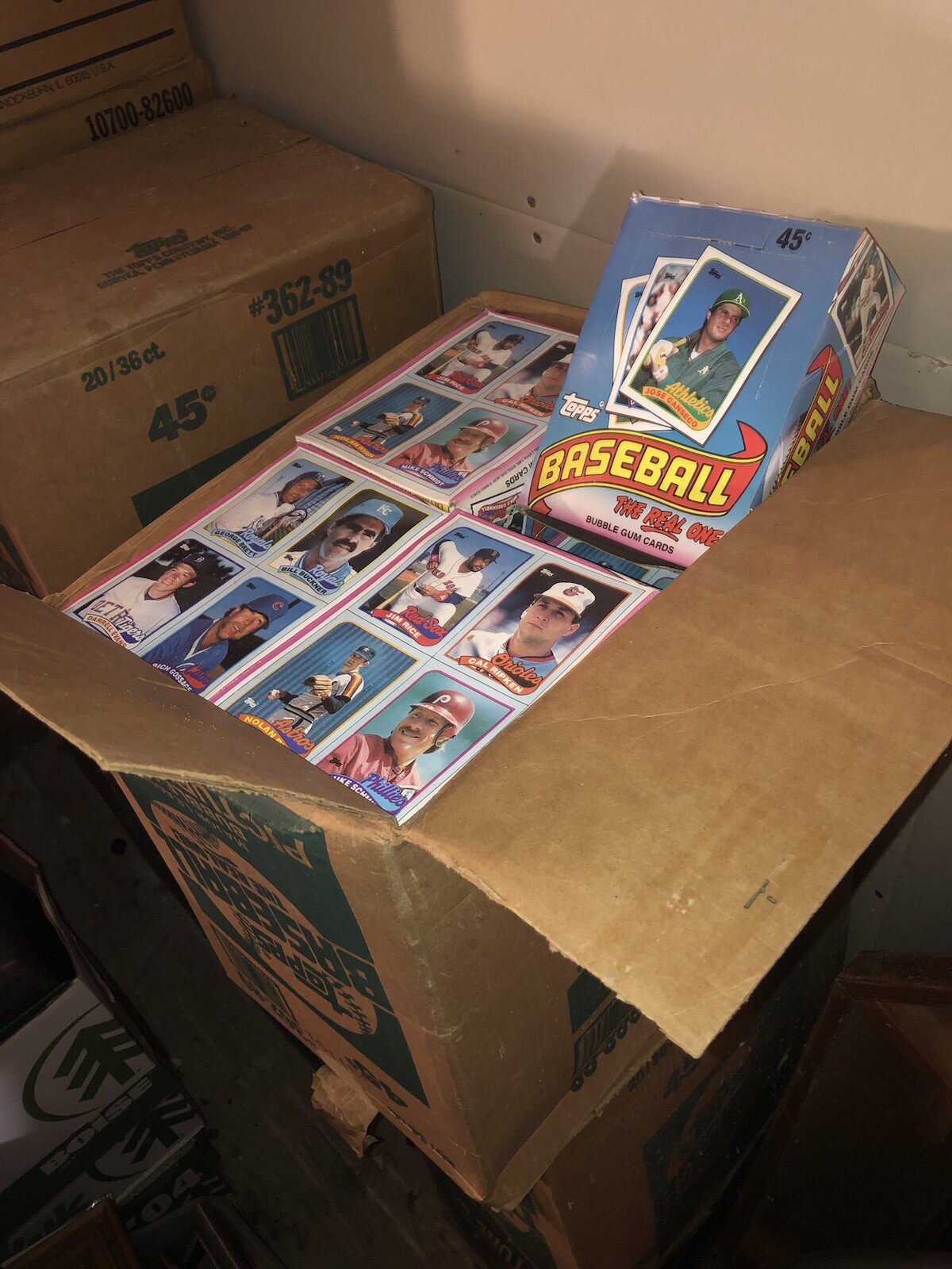 1989 TOPPS BASEBALL WAX BOX 36 Ct NOS From Sealed Case Randy Johnson RC 1989 TOPPS BASEBALL WAX BOX 36 Ct NOS From Sealed Case Randy Johnson RC