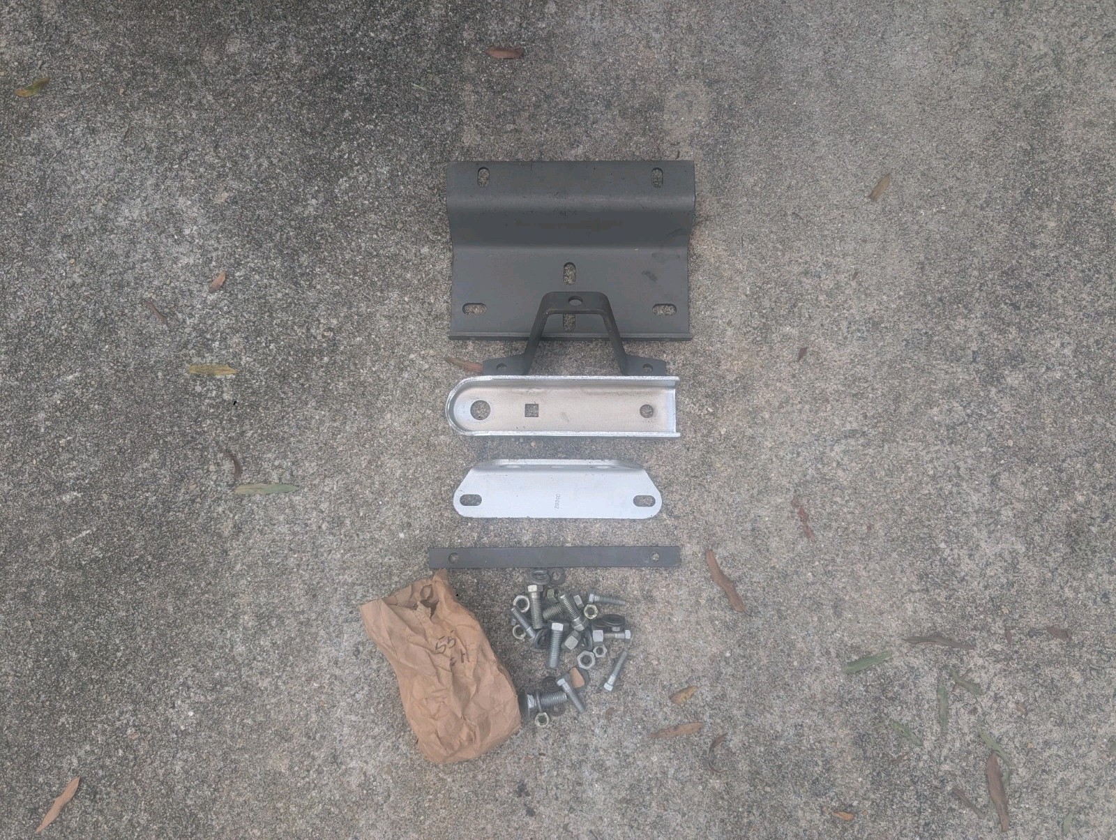 1964-1965 Chevrolet Chevelle Station Wagon El Camino Trailer Hitch GM 985745 1964-1965 Chevrolet Chevelle Station Wagon El Camino Trailer Hitch GM 985745
