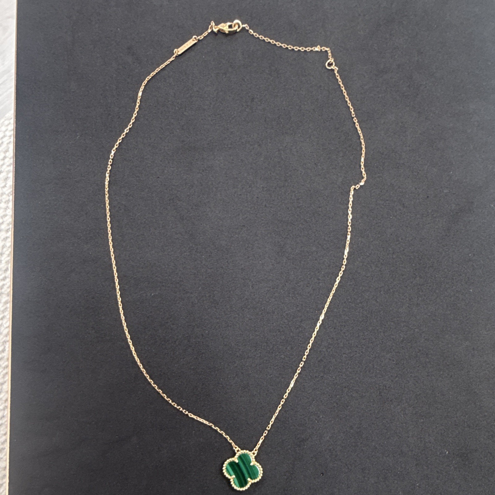 18K Solid Yellow Gold Green Four Leaf Clover Pendant Necklace 16”-18”