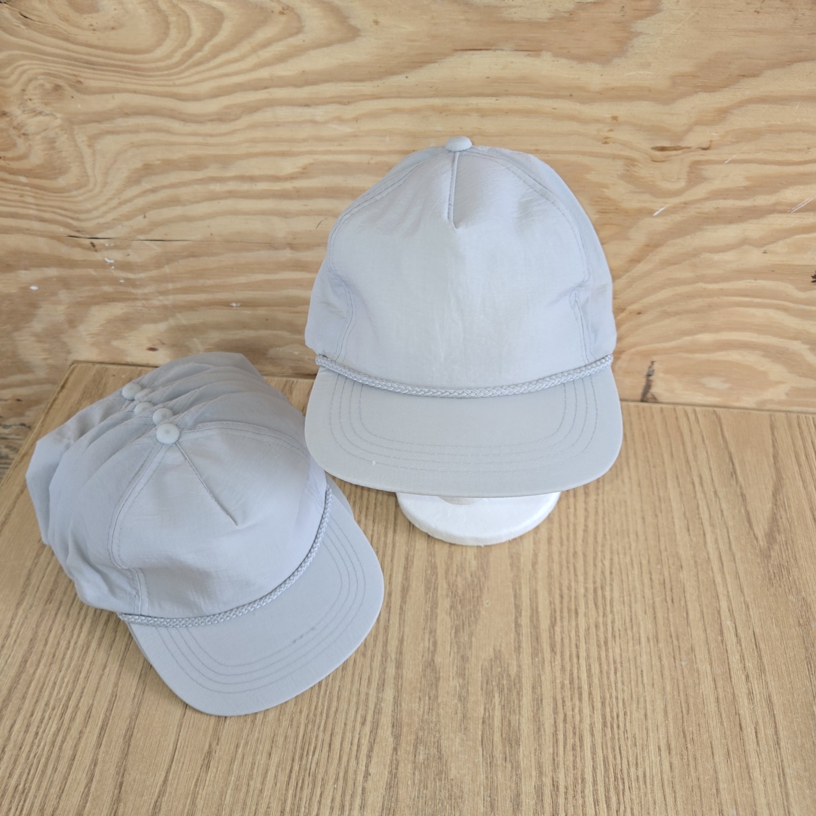 Vintage Yupoong Blank Trucker Hat w Adjustable Snapback Nylon Grey NOS 1 Per