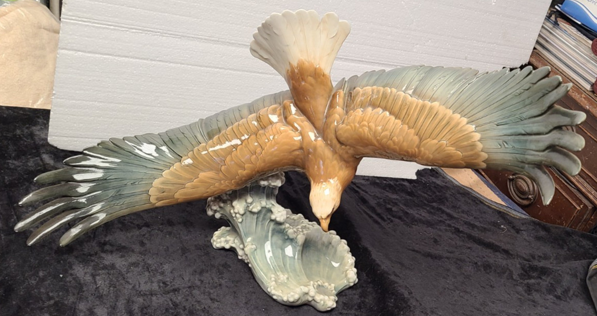 Vintage Hutschenreuther Selb Large Porcelain Flying Sea Eagle Hans Achtziger
