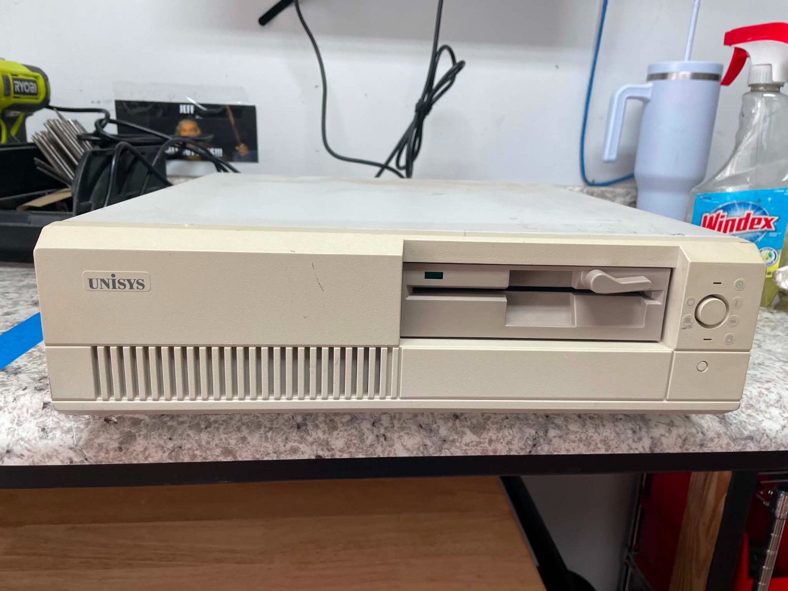 RARE CLEAN VINTAGE UNISYS 386 Desktop Computer Powers on POST Beep Special