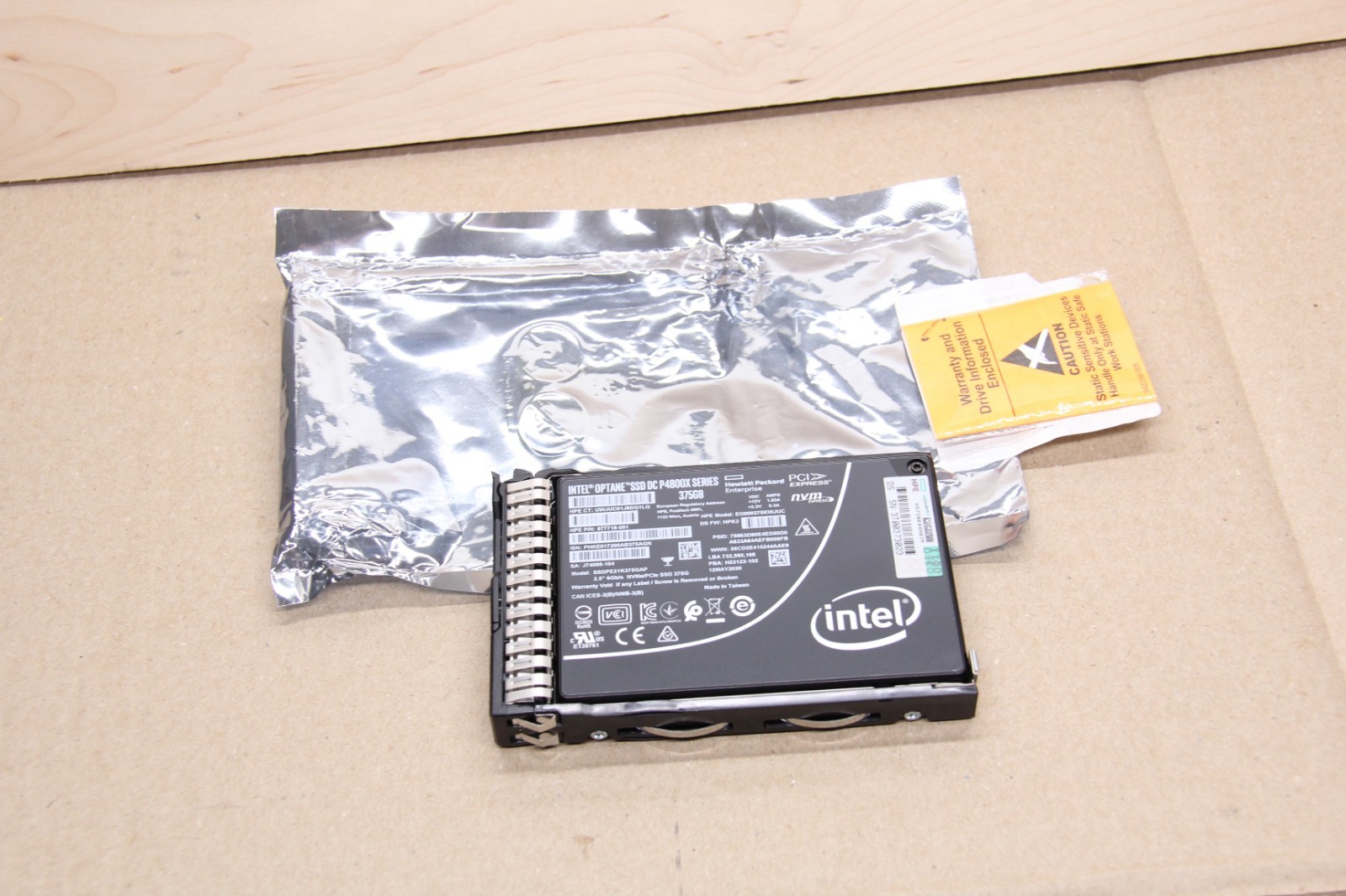 375GB Intel Optane SSD DC P4800X Series SSDPE21K375GA 2.5 375GB Intel Optane SSD DC P4800X Series SSDPE21K375GA 2.5
