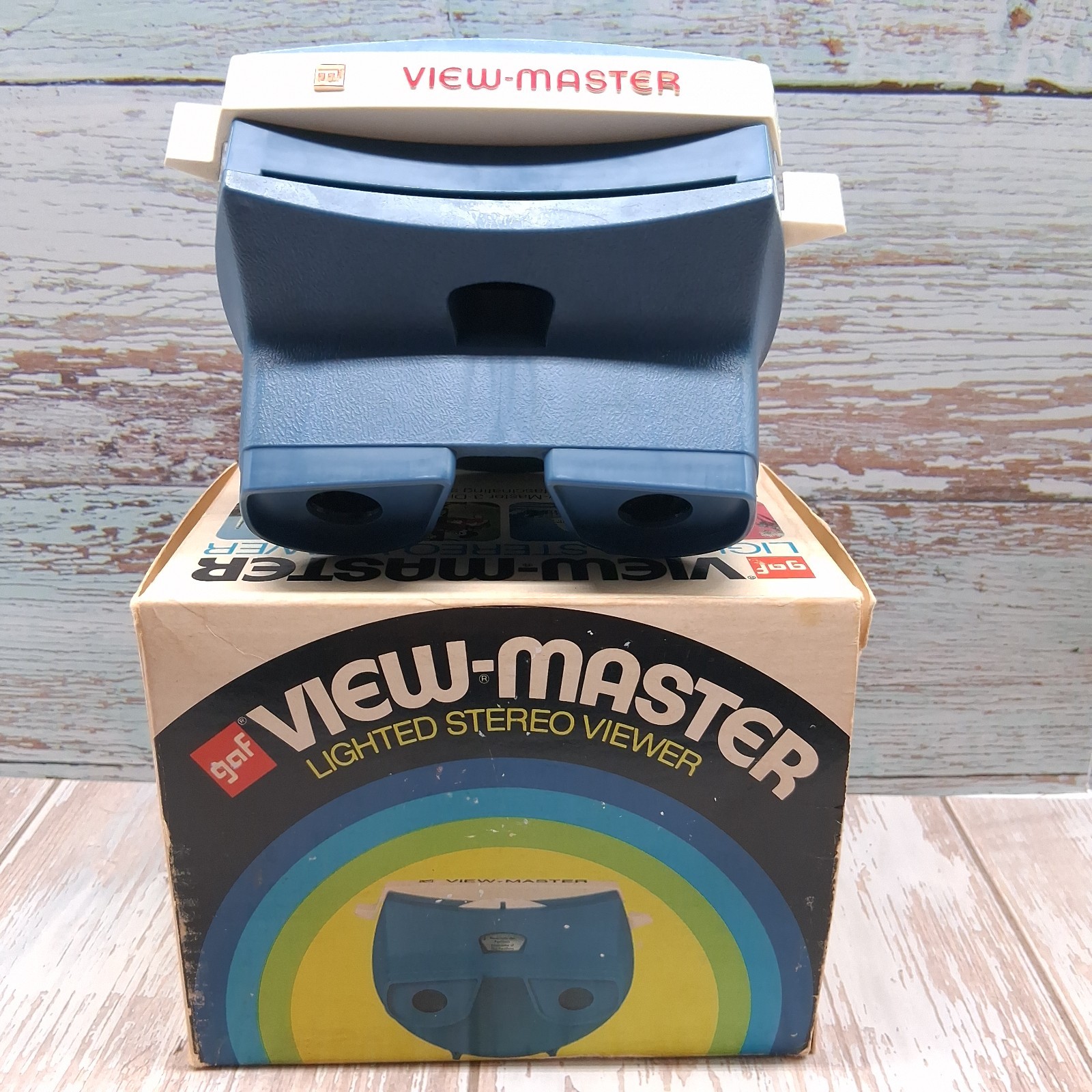 Vintage GAF View-Master Lighted Stereo Viewer Blue #2062 Made In USA (Tested) Vintage GAF View-Master Lighted Stereo Viewer Blue #2062 Made In USA (Tested)
