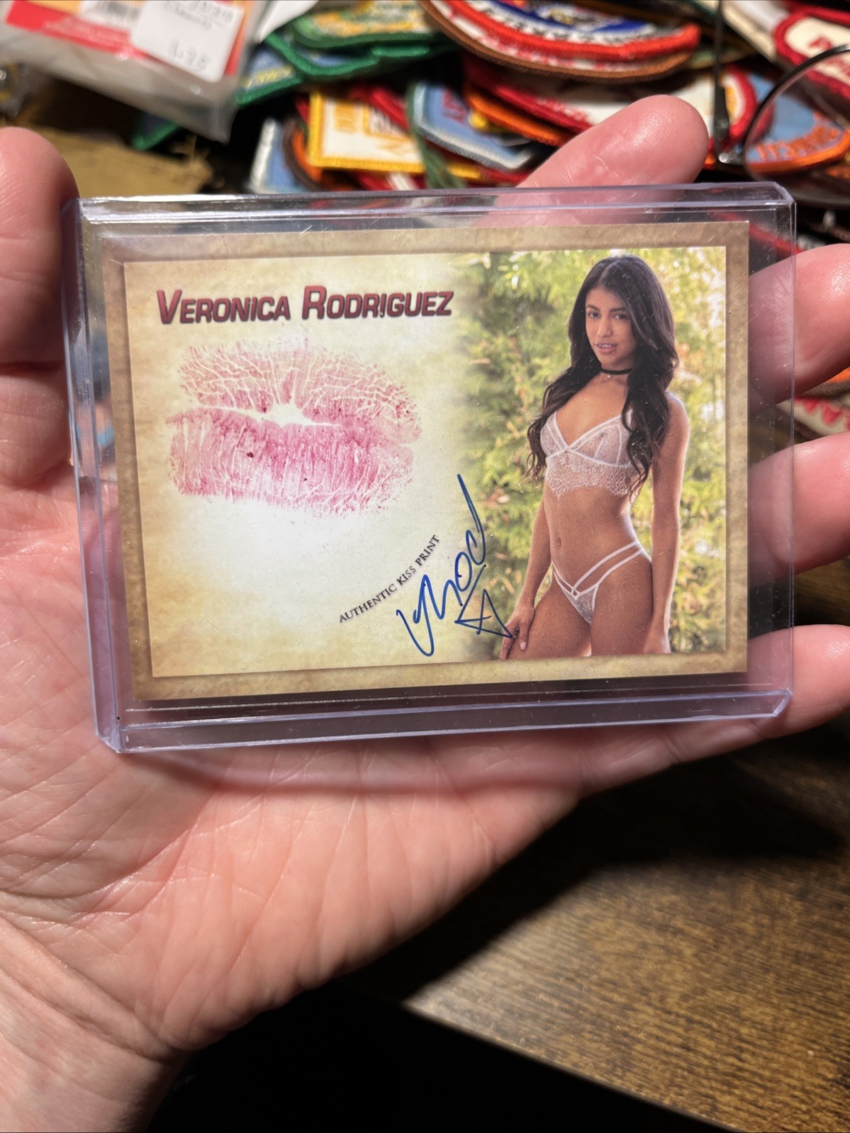 2022 Collectors Expo Model Veronica Rodriguez Autographed Kiss Card Rare P ⭐ 🔥 2022 Collectors Expo Model Veronica Rodriguez Autographed Kiss Card Rare P ⭐ 🔥
