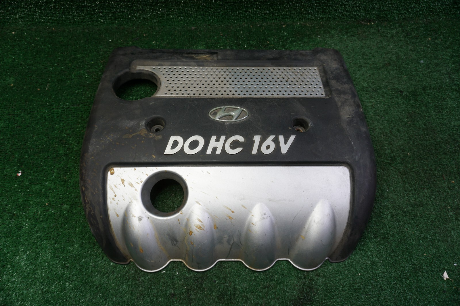 2006 07 HYUNDAI SONATA Engine Cover OEM 2924025020