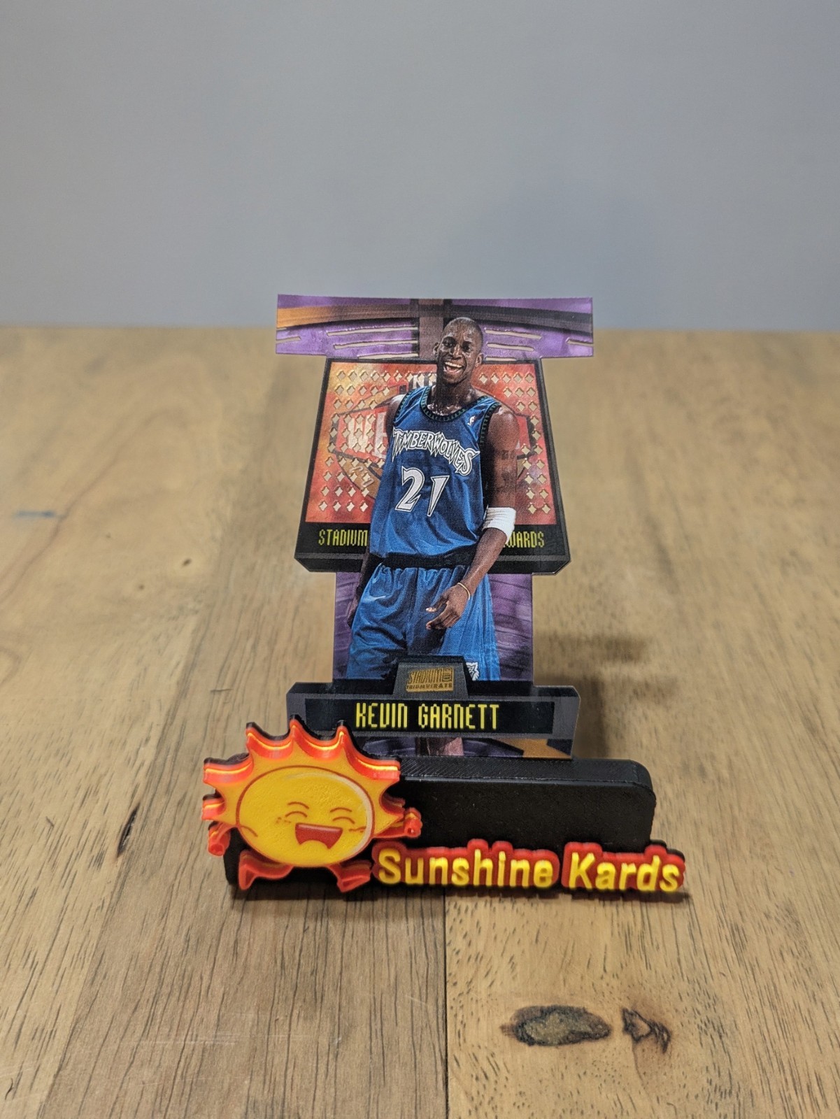 1998-99 Stadium Club Kevin Garnett Triumvirate Luminous SP Die-Cut #T11B CLEAN 1998-99 Stadium Club Kevin Garnett Triumvirate Luminous SP Die-Cut #T11B CLEAN