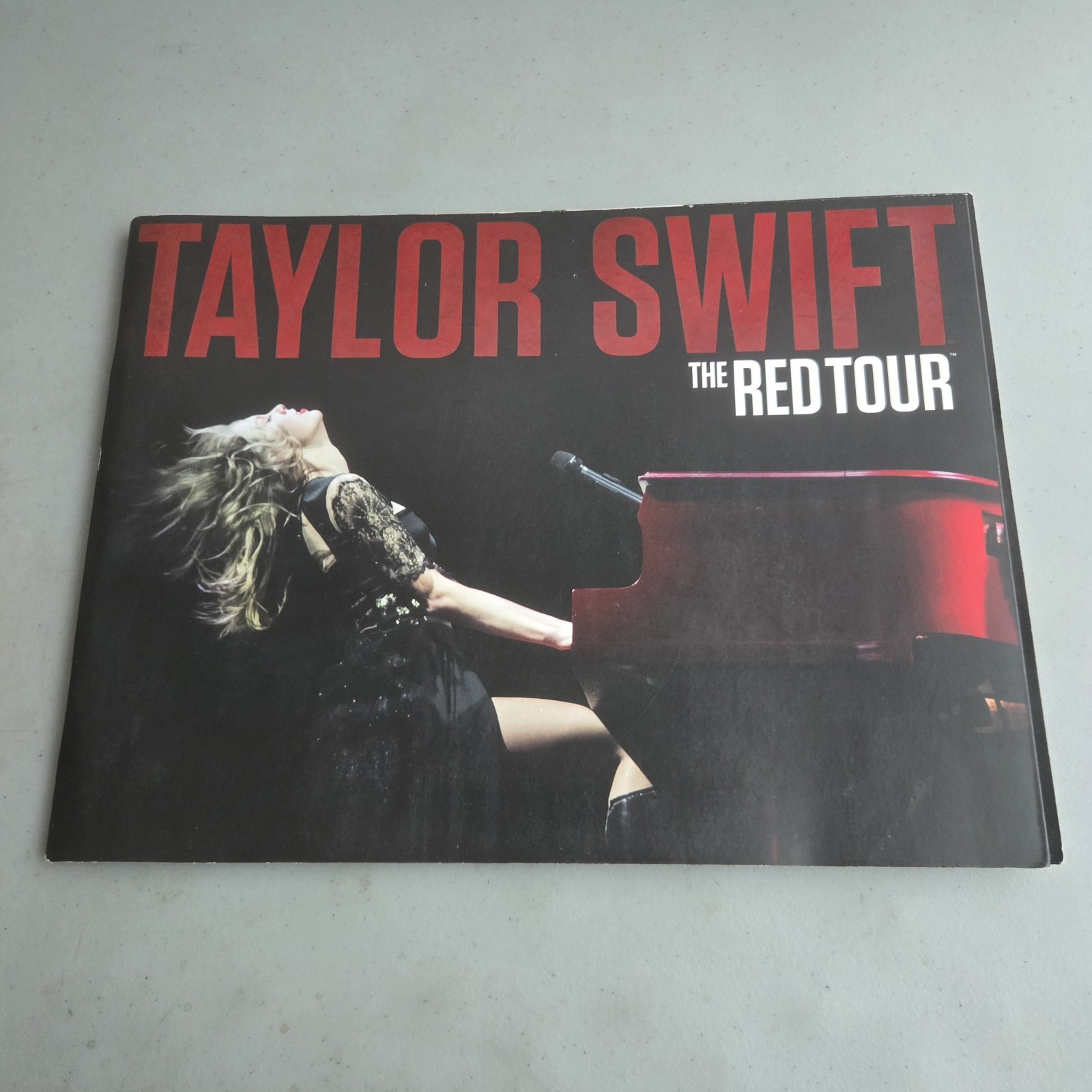 Taylor Swift RED Tour Book Program 2013 WITH Original Foldout Poster Complete