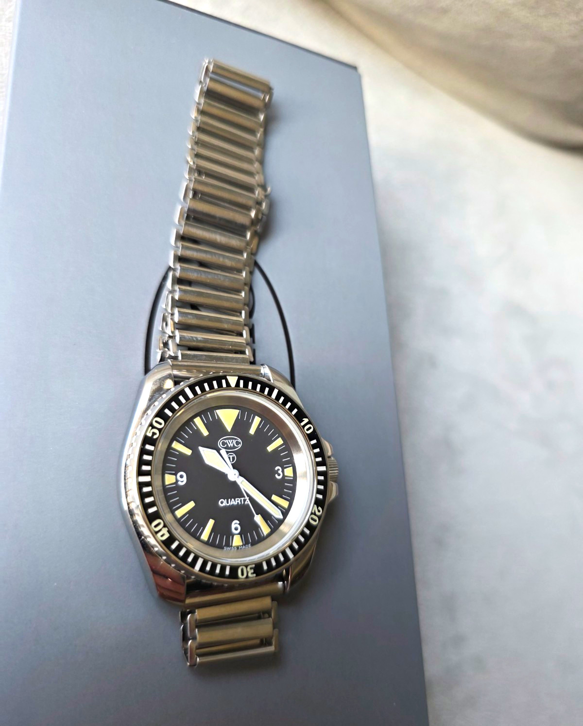 CWC RN300-83 Reissue Royal Navy Diver Quartz NATO + Bonklip Bracelet