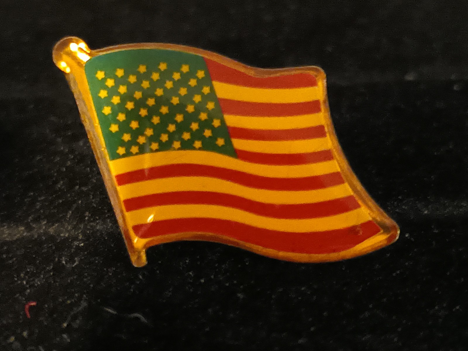 Vintage Patriotic American Flag Pin Vintage Patriotic American Flag Pin